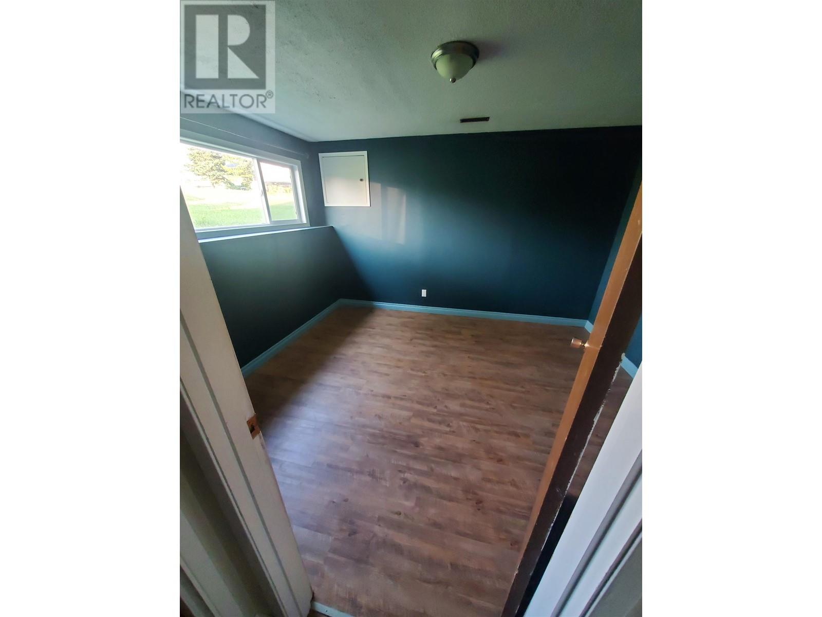 27 Manson Crescent, Mackenzie, British Columbia  V0J 2C0 - Photo 16 - R3012570