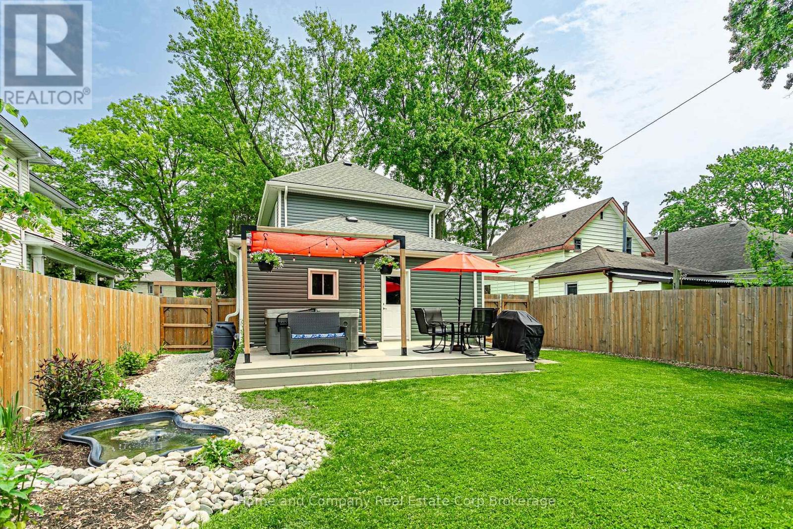 22 Mowat Street, Stratford, Ontario  N5A 2B7 - Photo 25 - X12206777