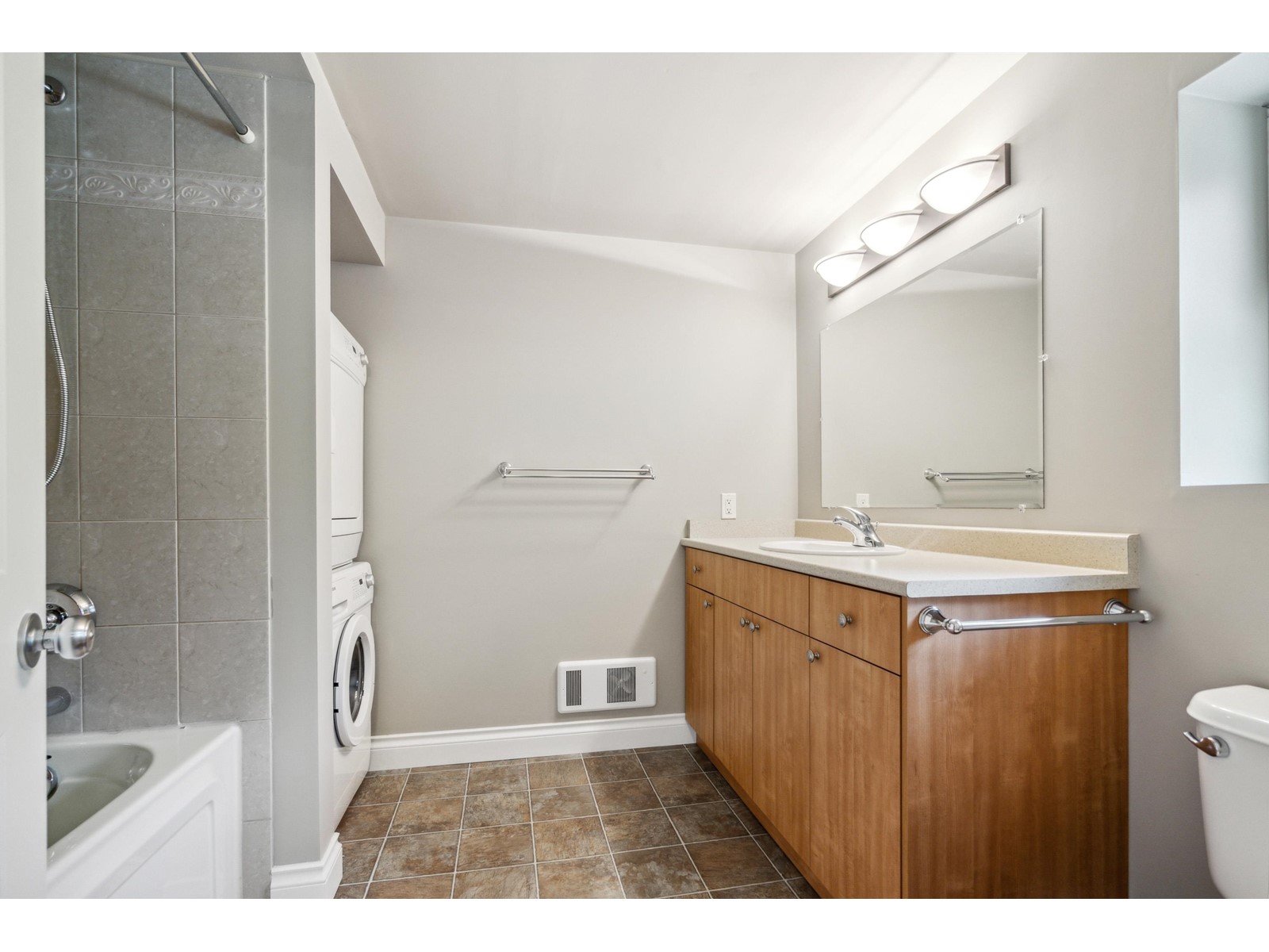 4523 Southridge Crescent, Langley, British Columbia  V3A 4N7 - Photo 30 - R3012743