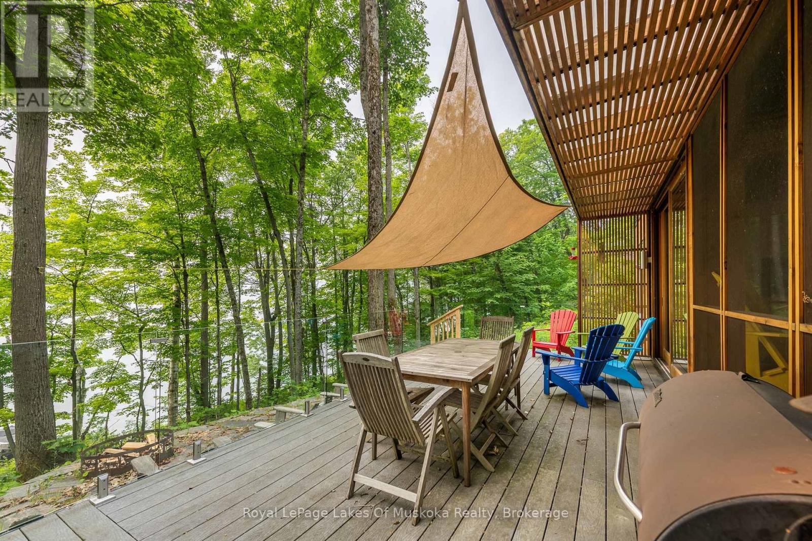 484 Big Island S, Huntsville, Ontario  P1H 2J3 - Photo 17 - X12206776