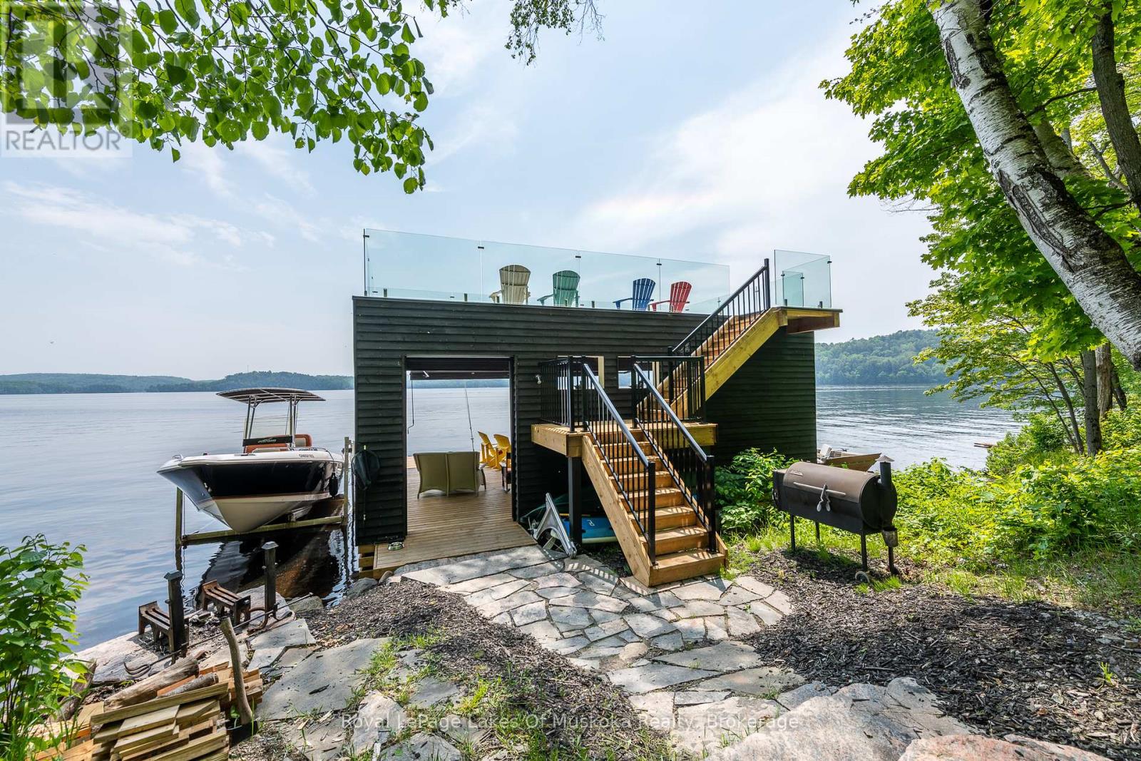 484 Big Island S, Huntsville, Ontario  P1H 2J3 - Photo 22 - X12206776