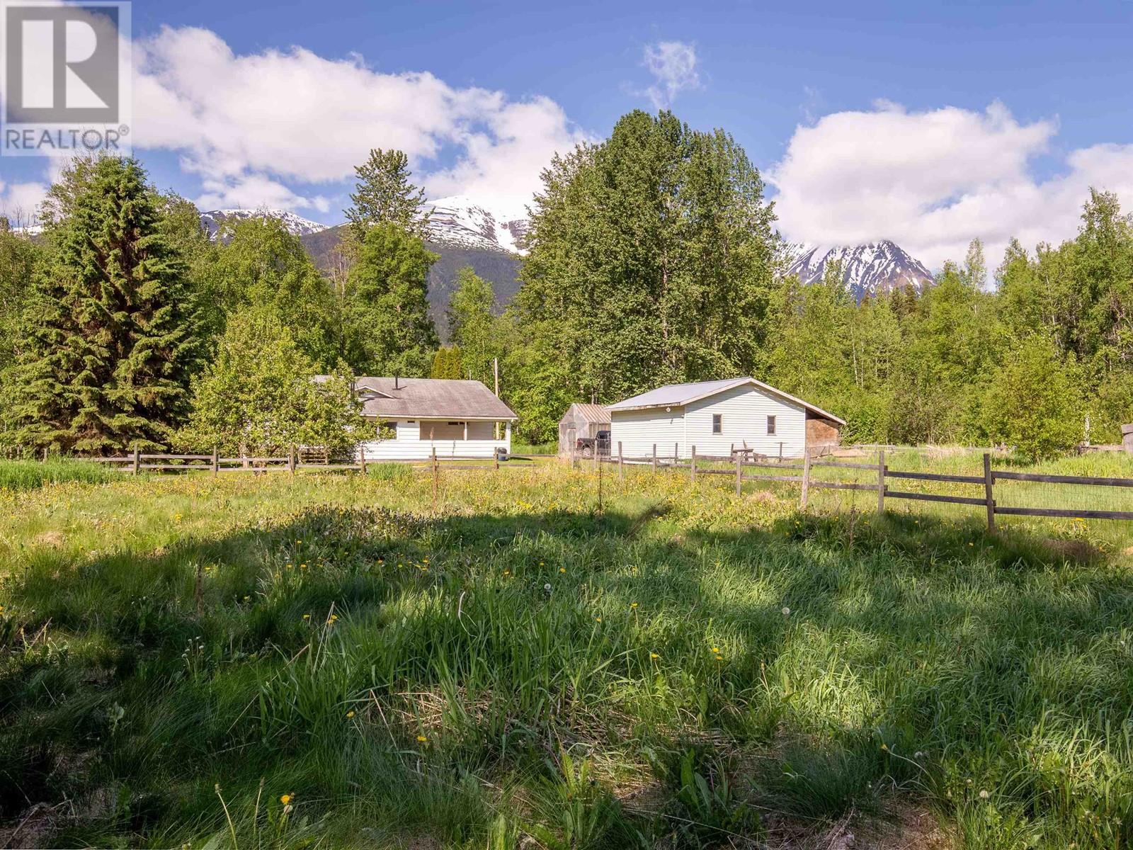 4446 Whalen Road, Smithers, British Columbia  V0J 2N2 - Photo 36 - R3013517