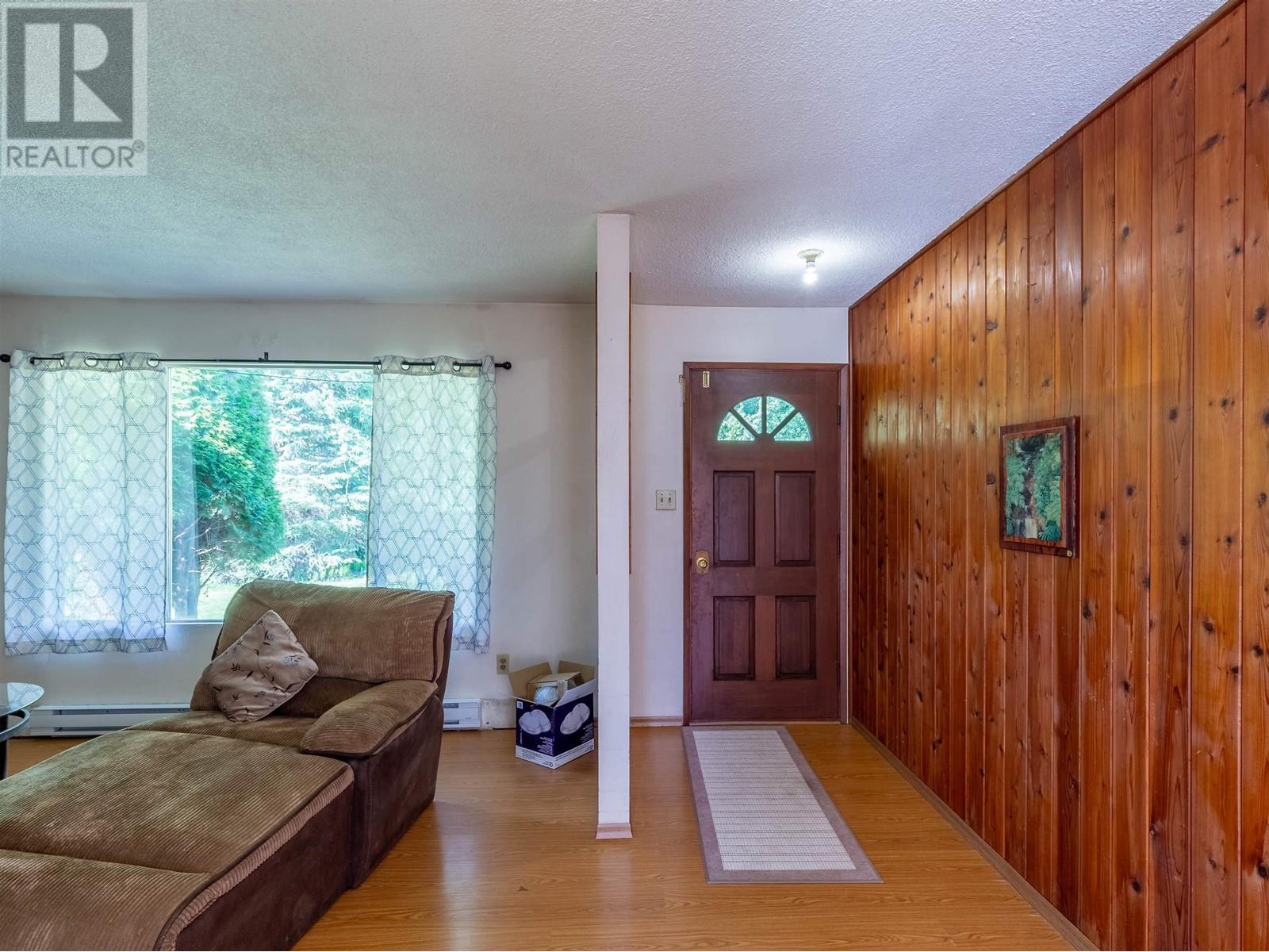 4446 Whalen Road, Smithers, British Columbia  V0J 2N2 - Photo 7 - R3013517