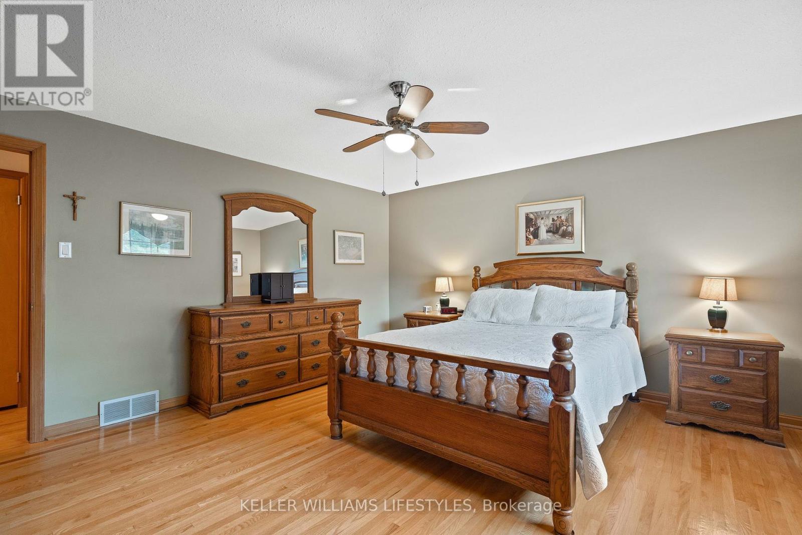 836 Westbury Crescent, London South, Ontario  N6J 3C9 - Photo 20 - X12209249