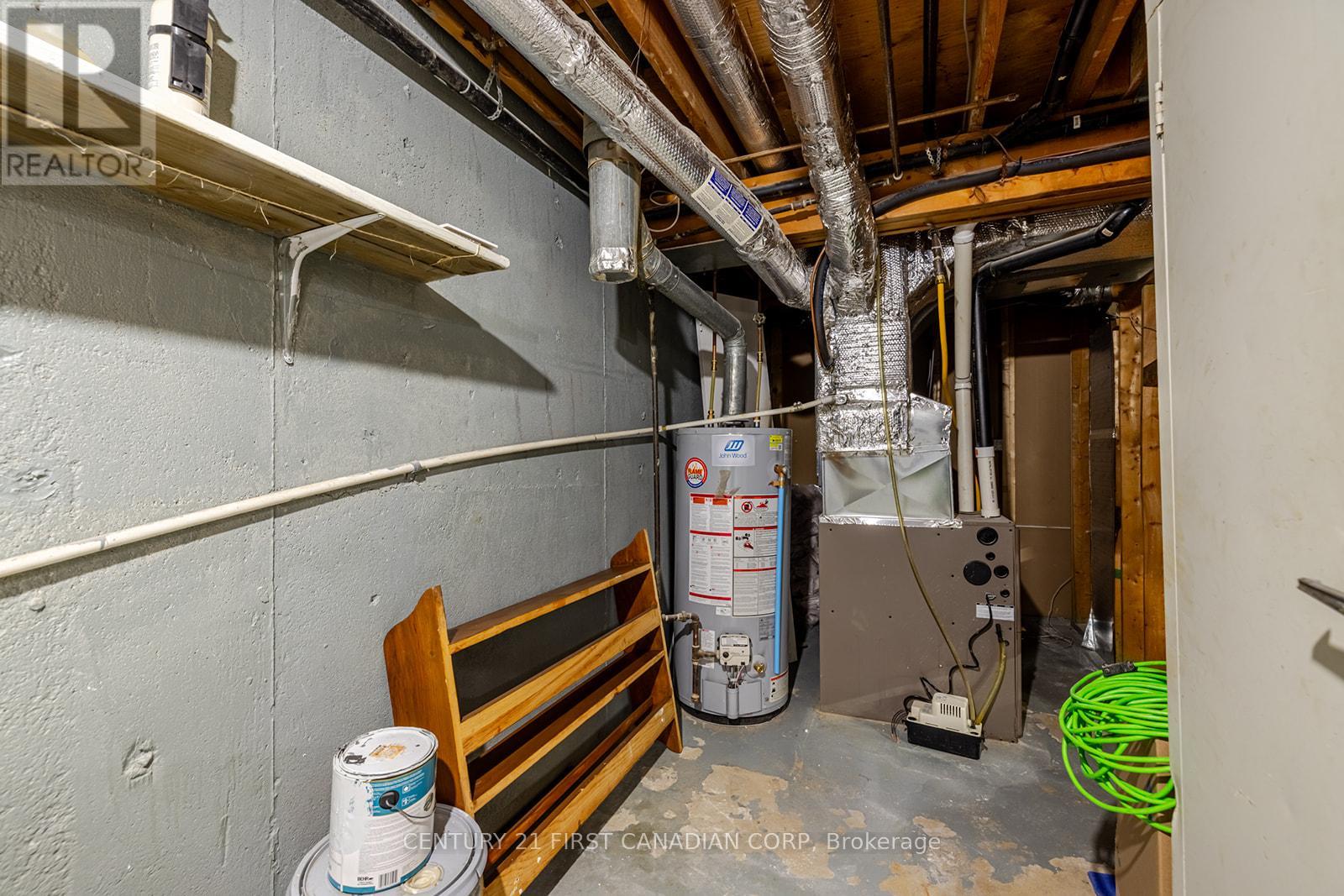 45 Downing Crescent, London South (South S), Ontario  N6C 3C7 - Photo 26 - X12209457