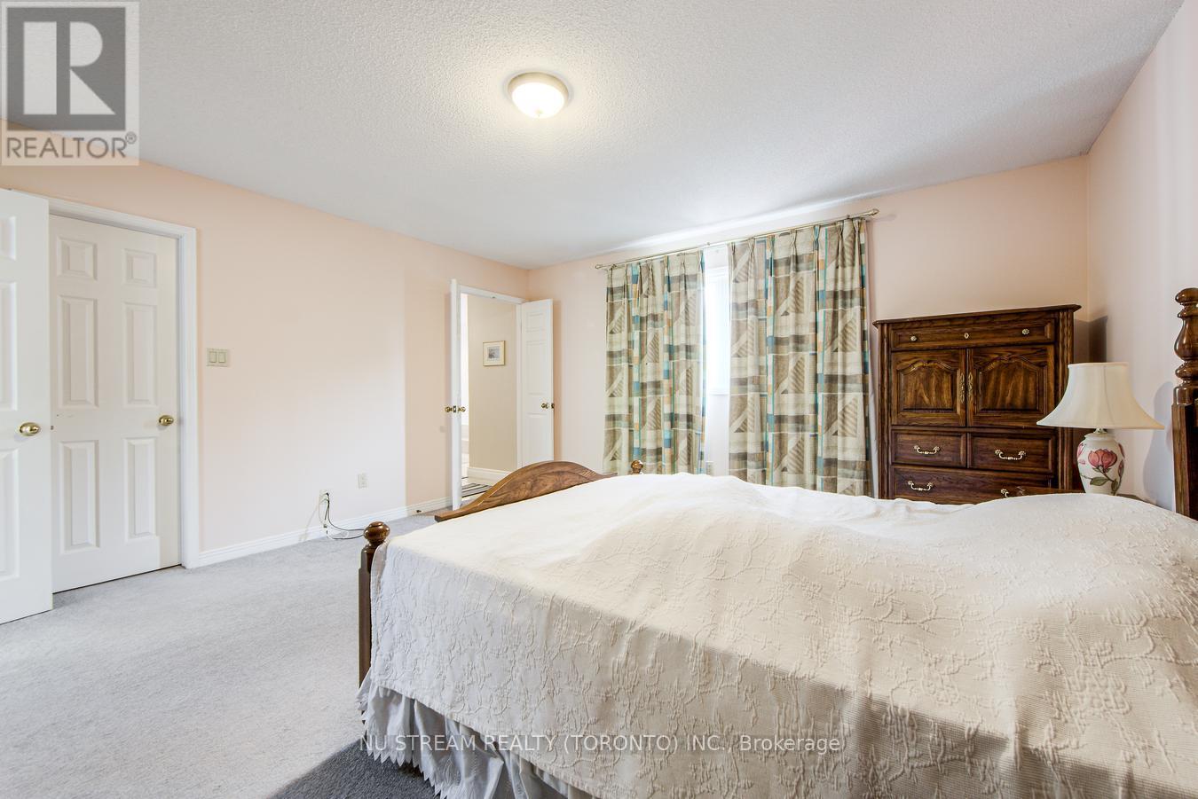 61 Coledale Road, Markham (Unionville), Ontario  L3R 7W7 - Photo 27 - N12209409