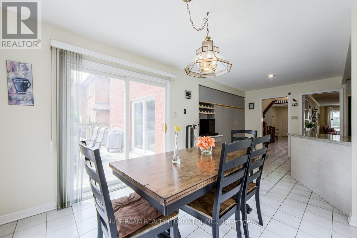 61 Coledale Road, Markham (Unionville), Ontario  L3R 7W7 - Photo 16 - N12209409