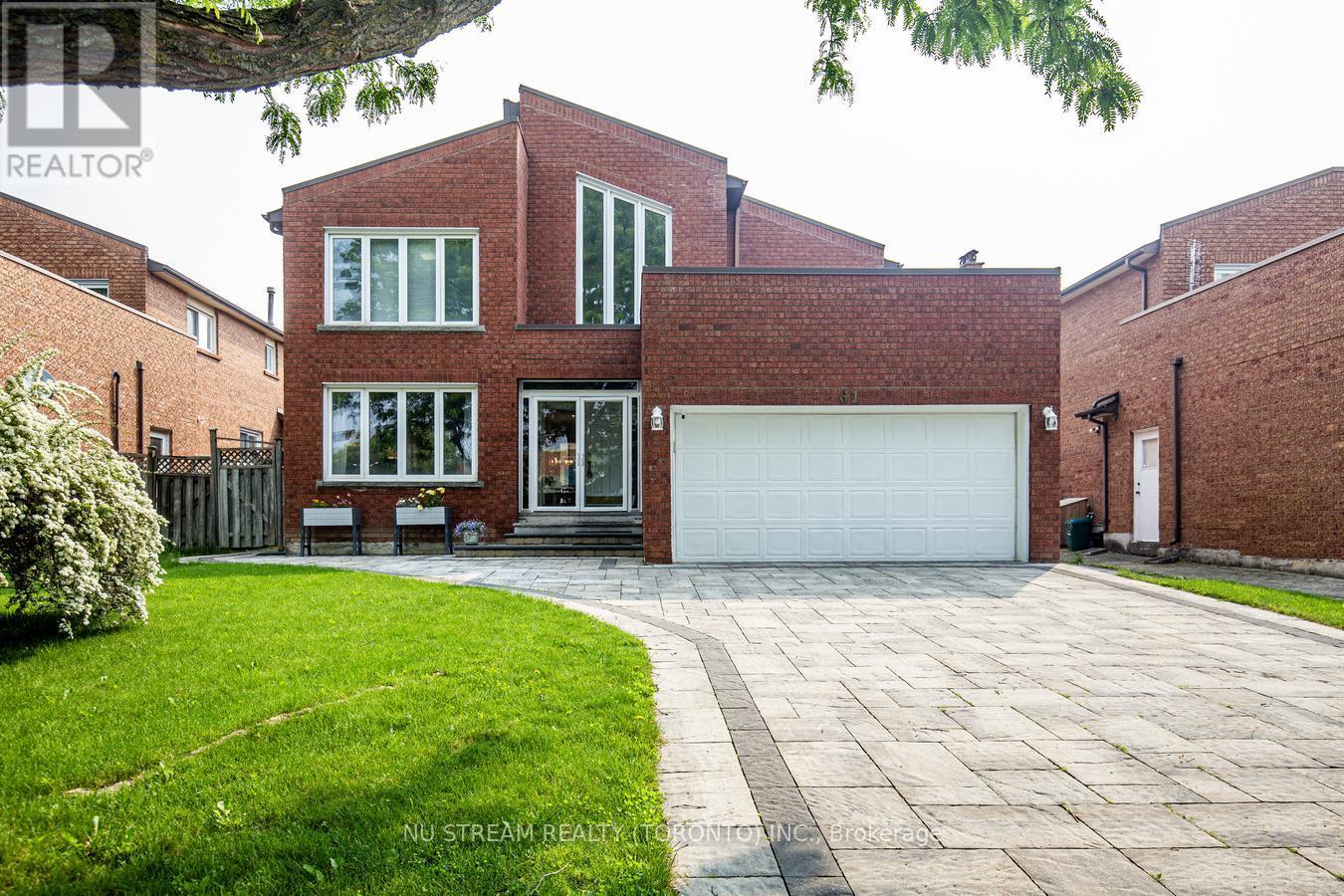 61 Coledale Road, Markham (Unionville), Ontario  L3R 7W7 - Photo 2 - N12209409