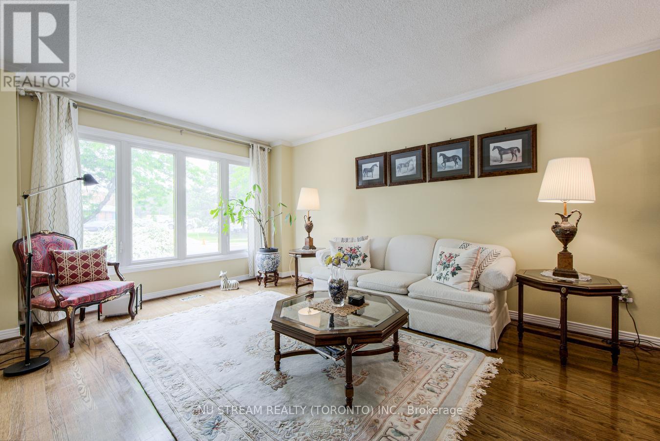 61 Coledale Road, Markham (Unionville), Ontario  L3R 7W7 - Photo 6 - N12209409