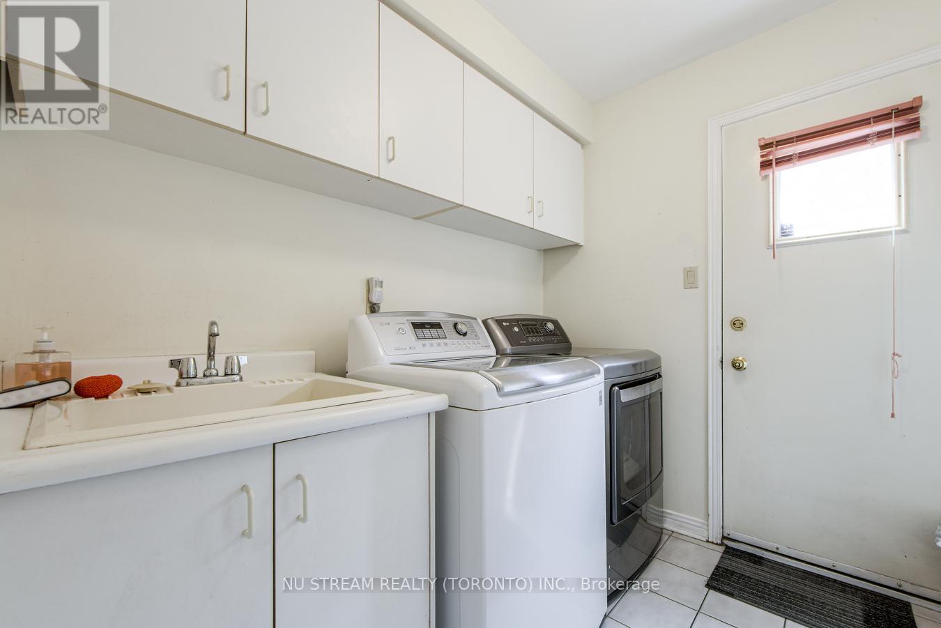 61 Coledale Road, Markham (Unionville), Ontario  L3R 7W7 - Photo 21 - N12209409