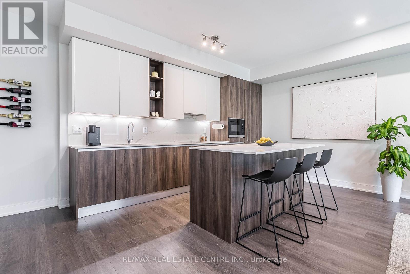12 - 66 Long Branch Avenue, Toronto, Ontario  M8W 3J4 - Photo 8 - W11955734
