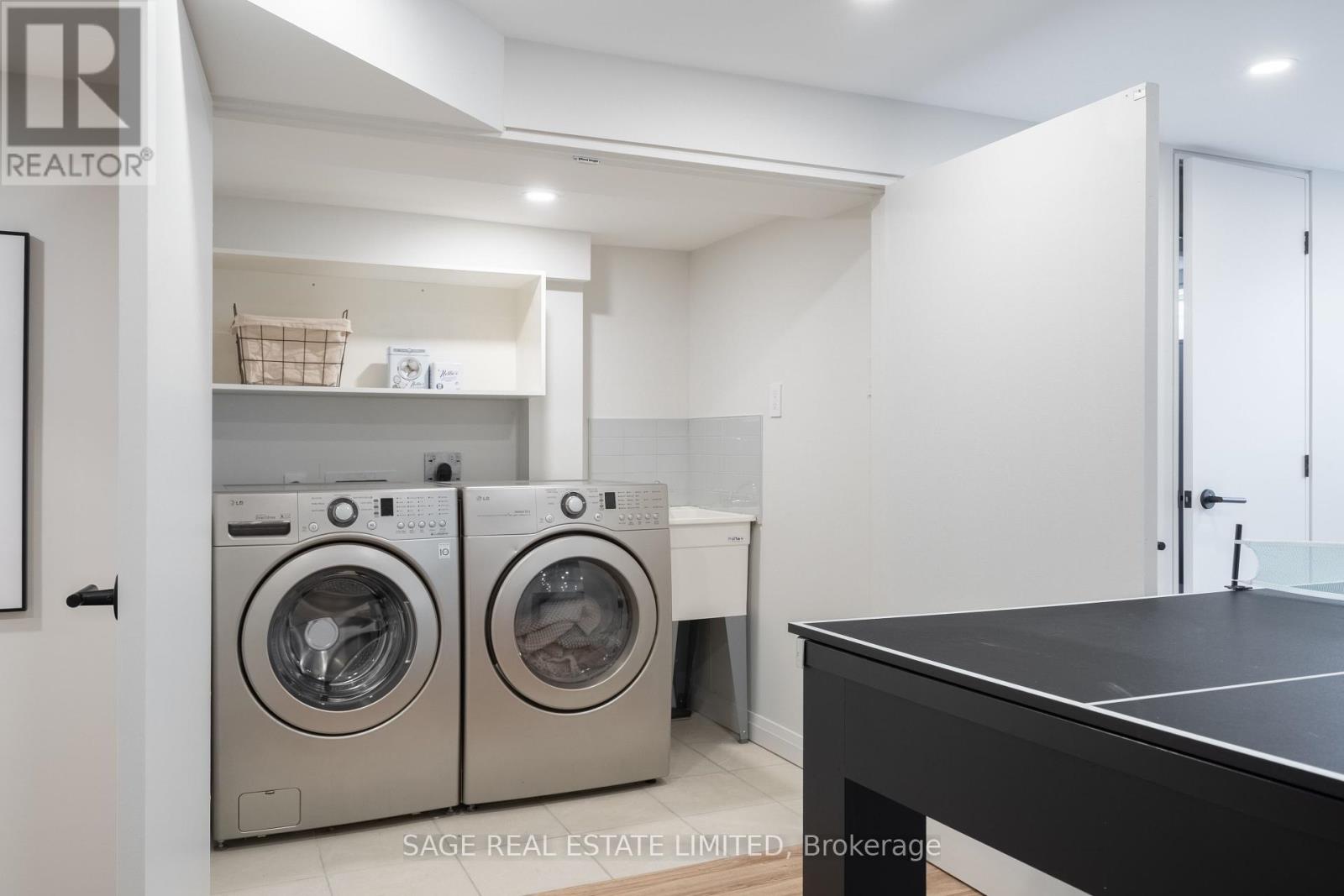 39 Rolyat Street, Toronto (Trinity-Bellwoods), Ontario  M6J 1S5 - Photo 31 - C12208896