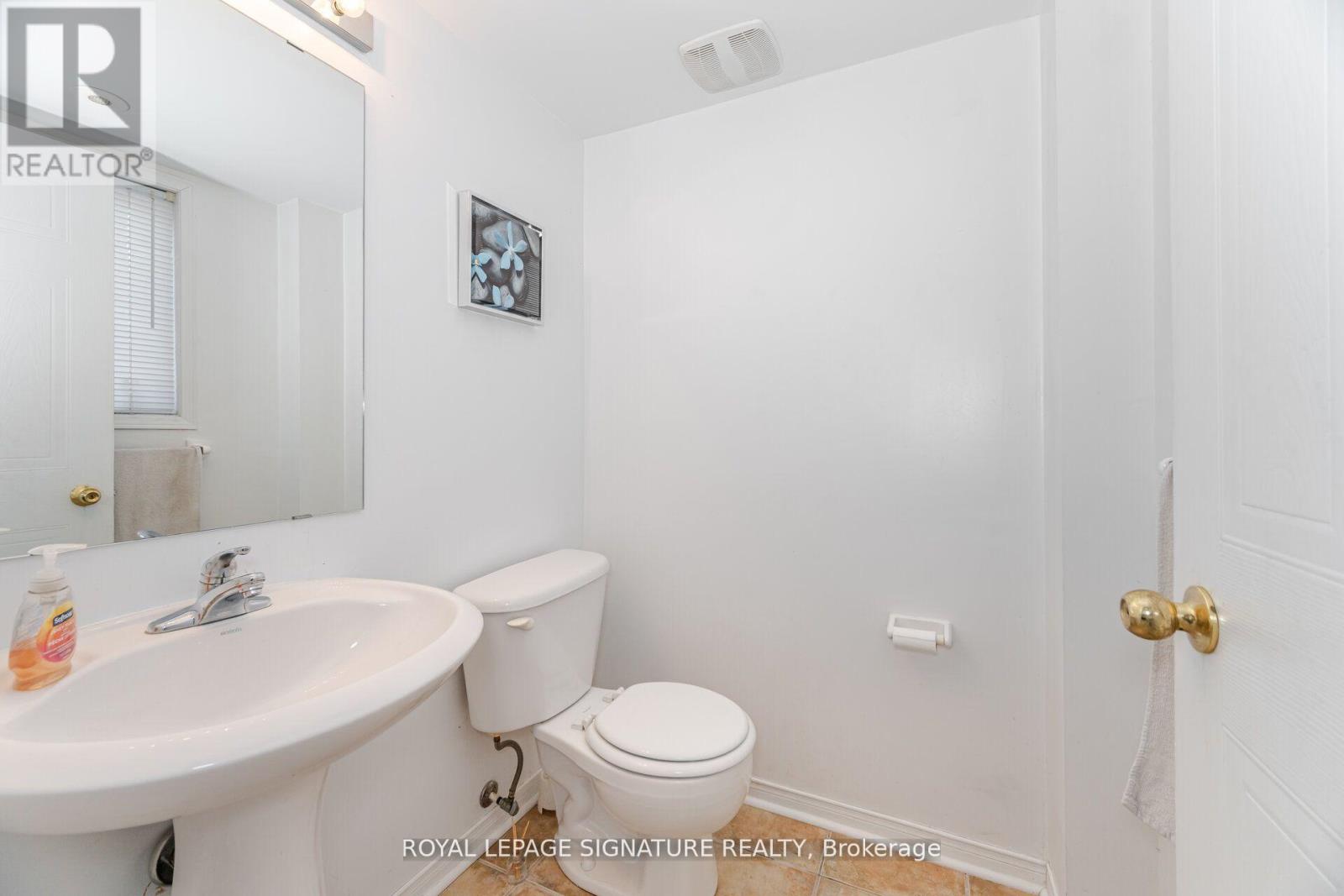 3 - 4855 Half Moon Grove, Mississauga, Ontario  L5M 8C7 - Photo 14 - W12209381