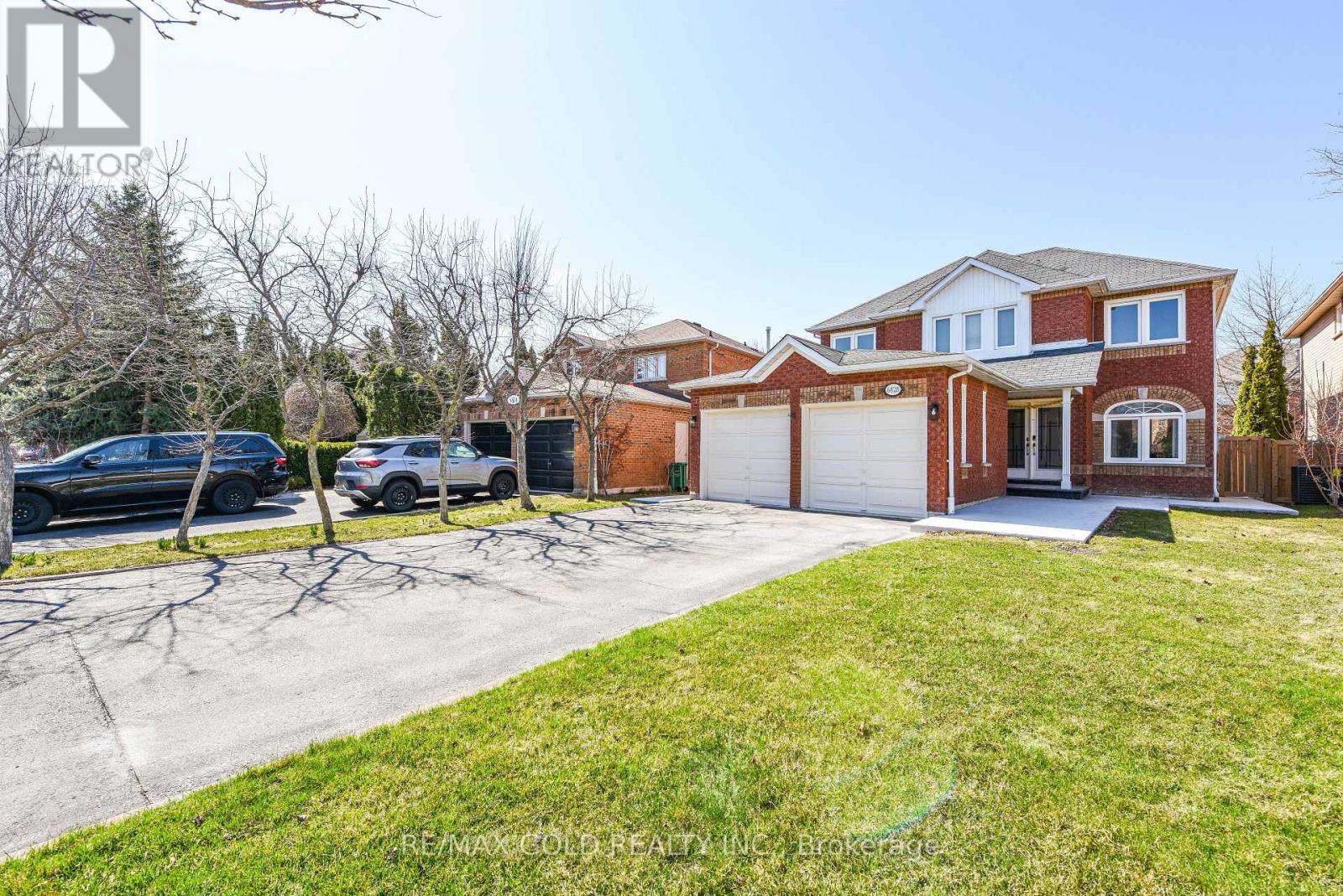 6828 GRACEFIELD DRIVE, Mississauga, Ontario