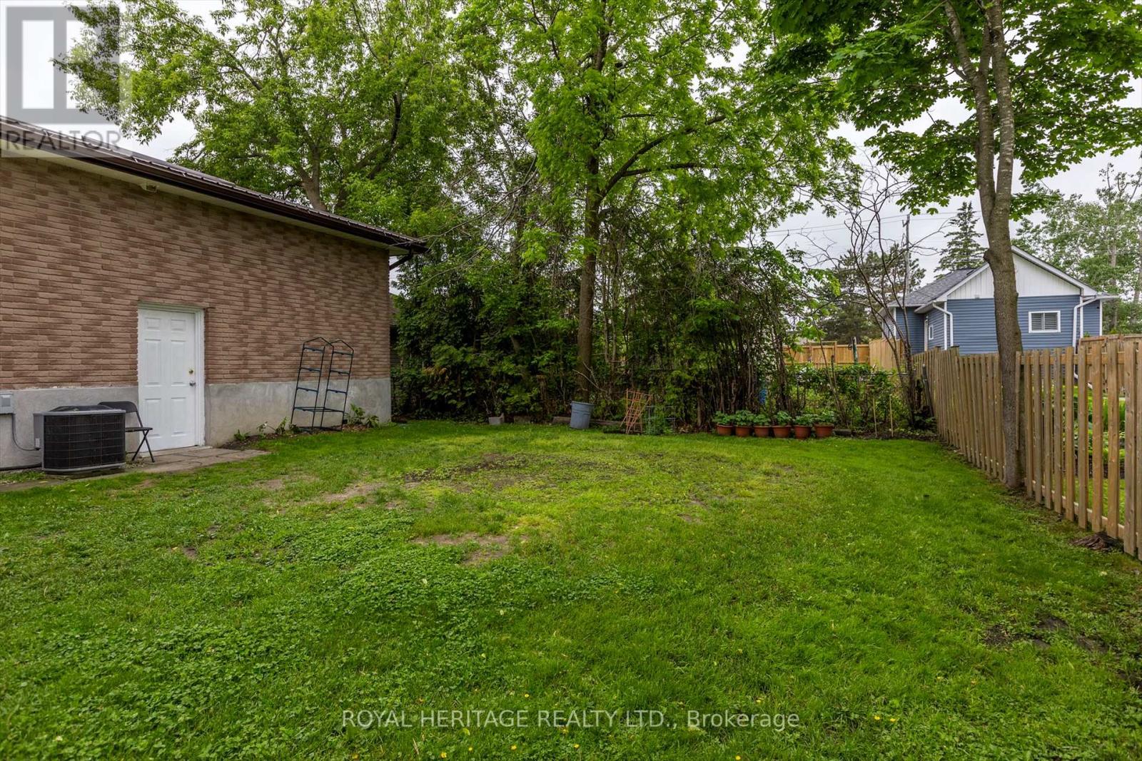 64 George Street W, Kawartha Lakes, Ontario  K9V 5H9 - Photo 42 - X12209745