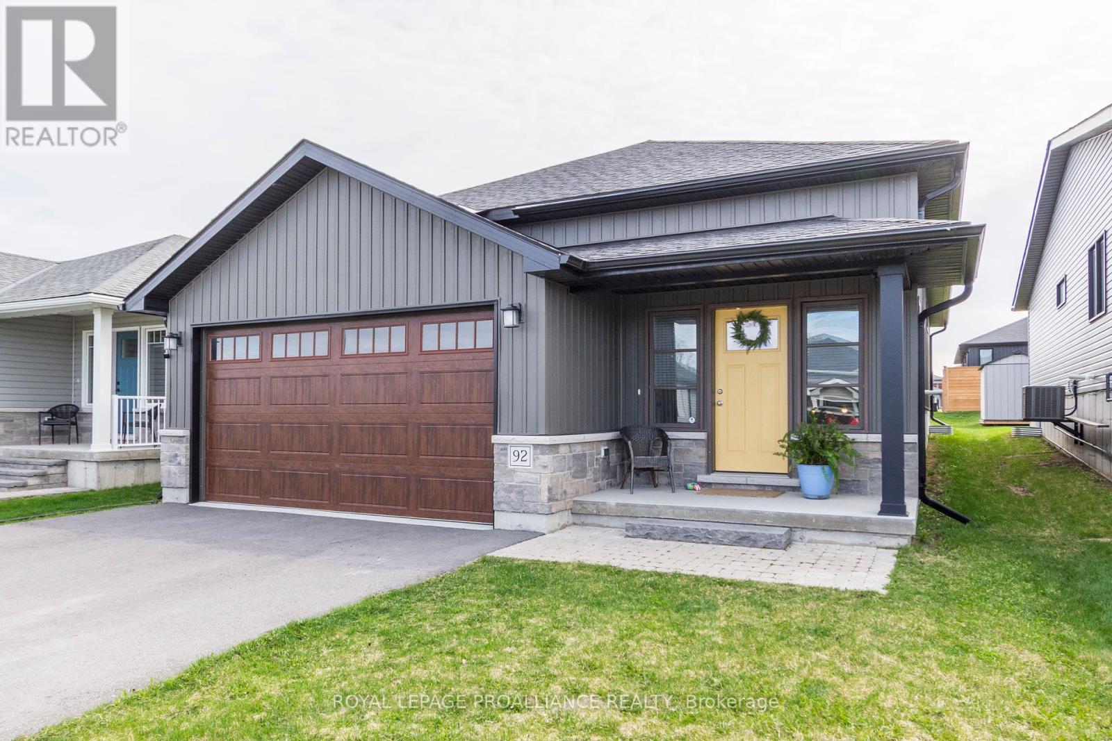 92 MEAGAN LANE, Quinte West, Ontario