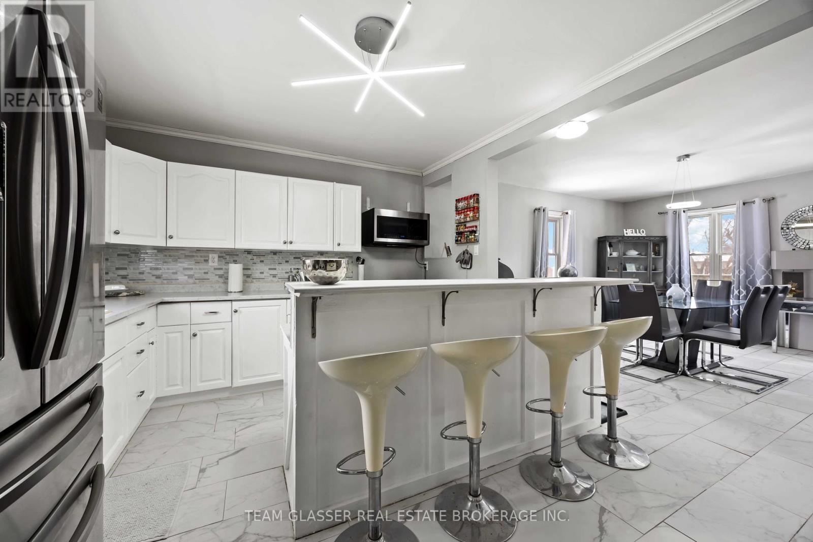 3240 Nauvoo Road, Brooke-Alvinston (Brooke Alvinston), Ontario  N0N 1A0 - Photo 10 - X12209671