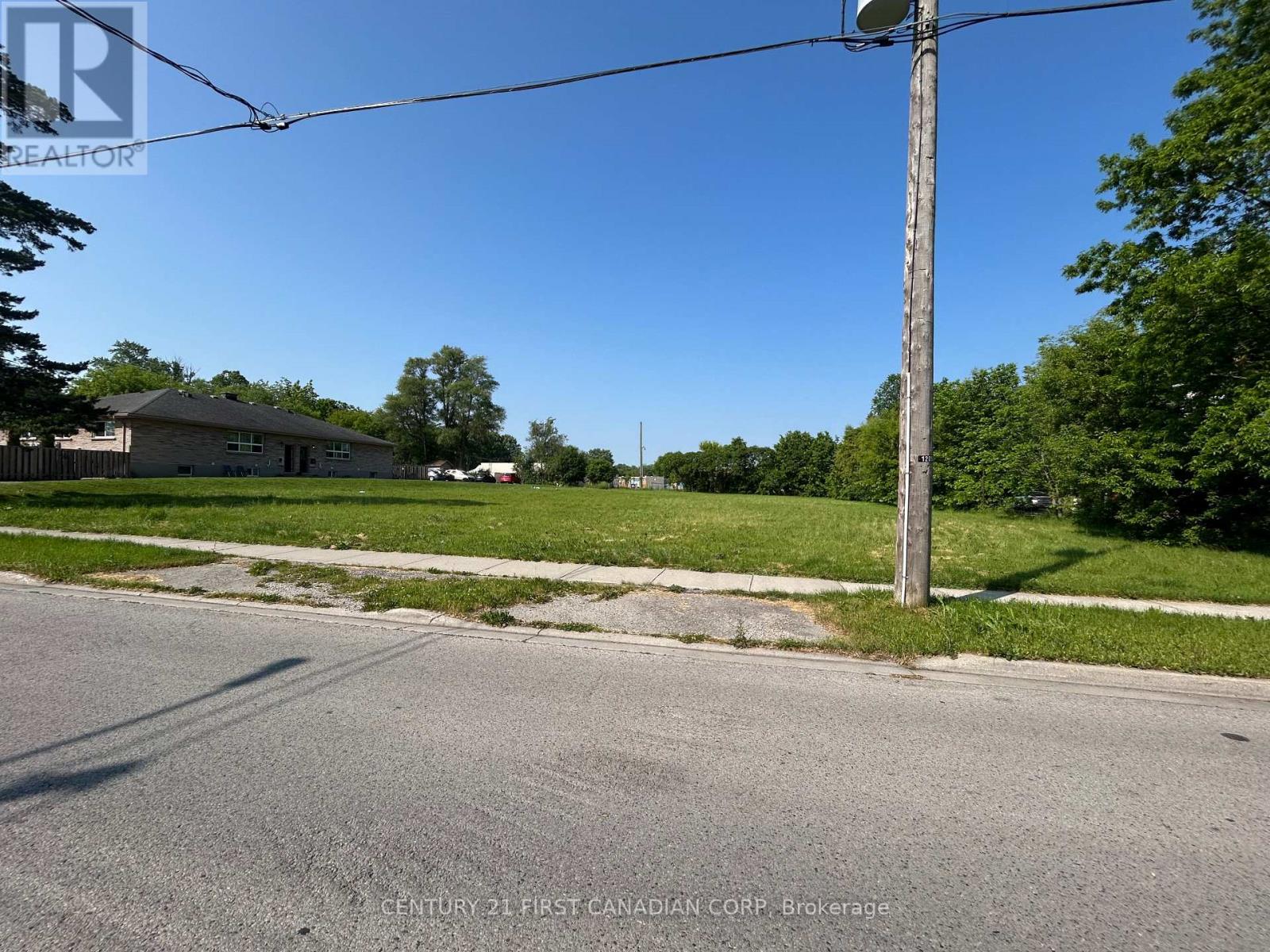 225 Greenwood Avenue, London South (South D), Ontario  N6J 3G5 - Photo 2 - X12209713