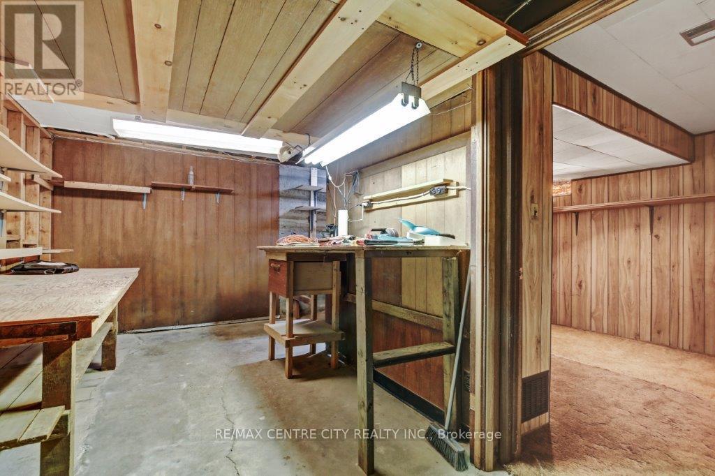 294 Burlington Crescent, London South (South J), Ontario  N5Z 3G5 - Photo 19 - X12209724