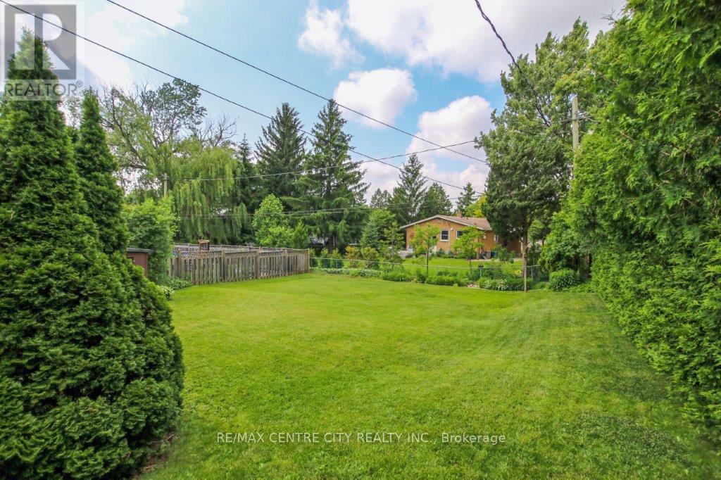 294 Burlington Crescent, London South (South J), Ontario  N5Z 3G5 - Photo 2 - X12209724