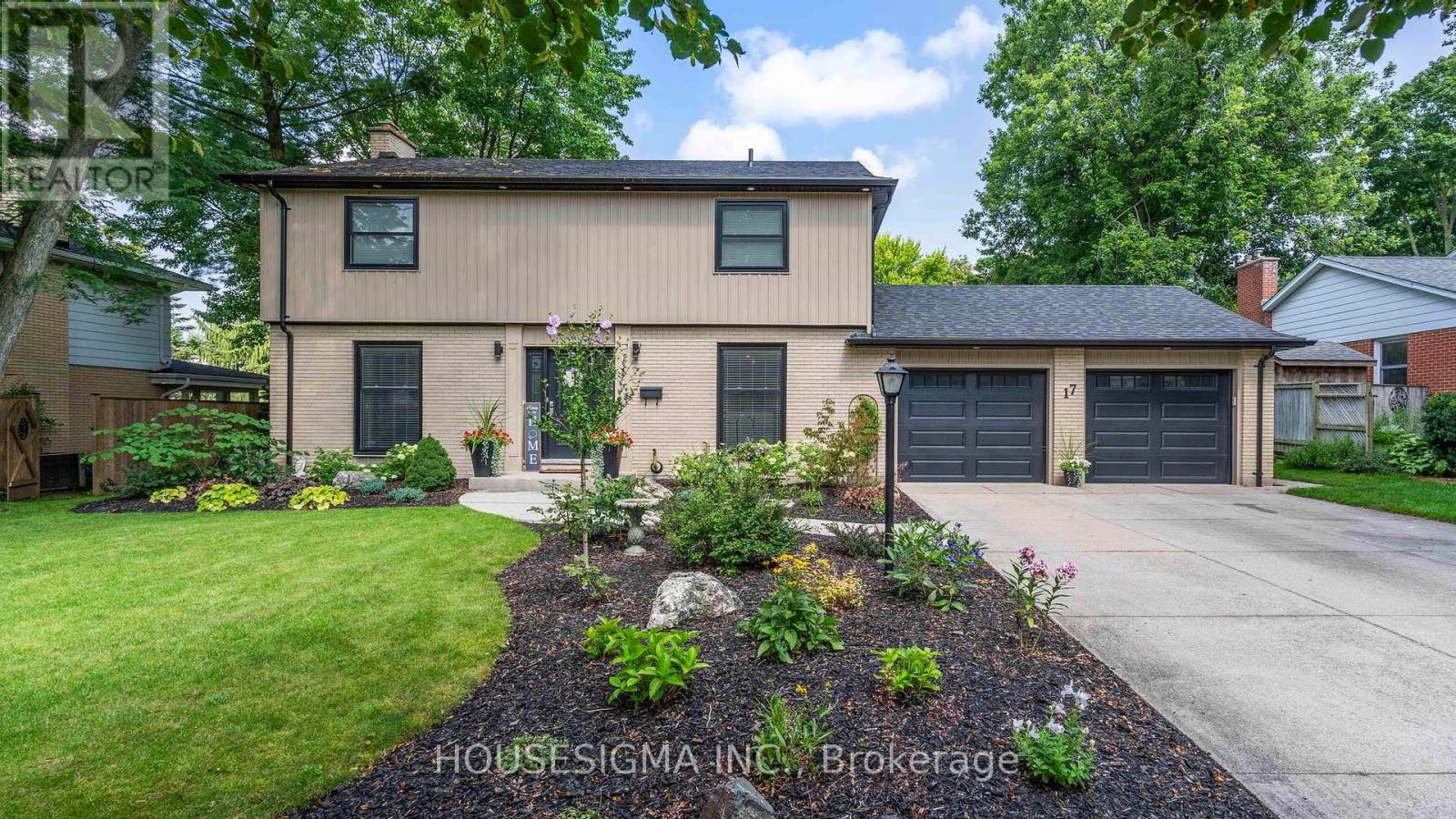 17 Hunt Village Crescent, London North (North L), Ontario  N6H 4A2 - Photo 2 - X12209747