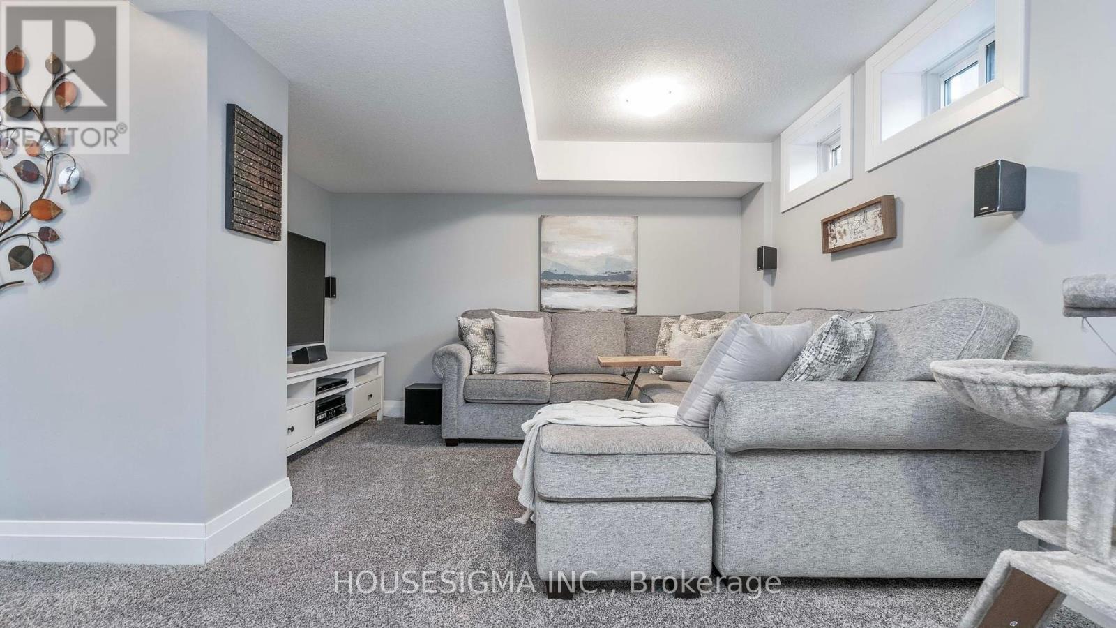 17 Hunt Village Crescent, London North (North L), Ontario  N6H 4A2 - Photo 28 - X12209747