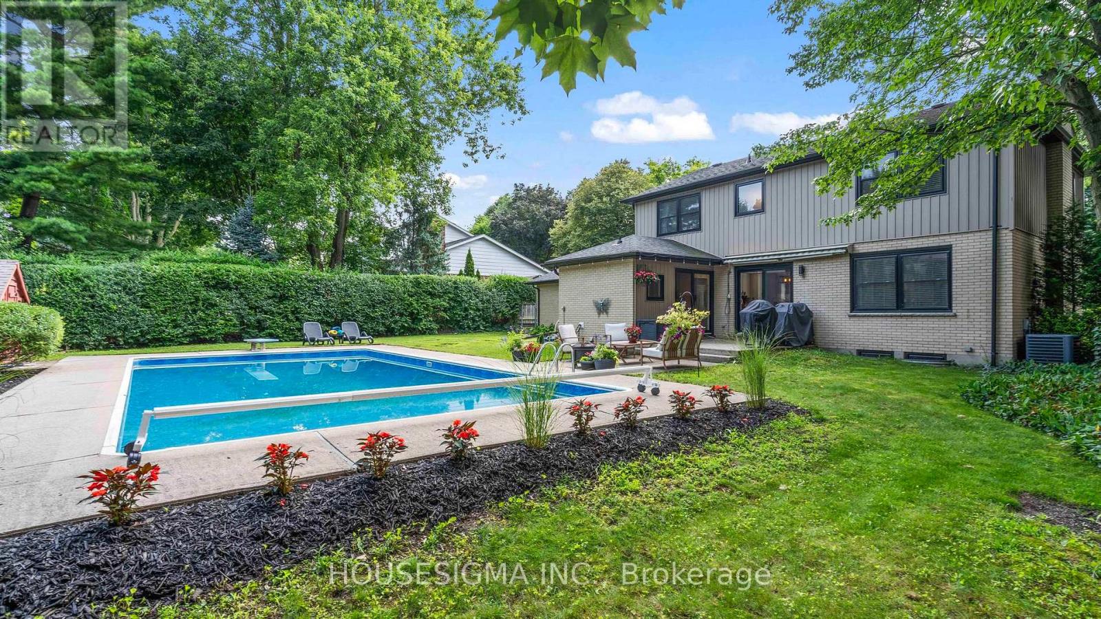 17 Hunt Village Crescent, London North (North L), Ontario  N6H 4A2 - Photo 37 - X12209747