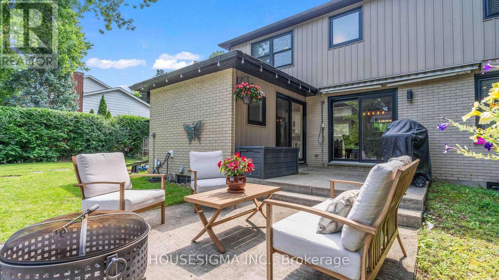 17 Hunt Village Crescent, London North (North L), Ontario  N6H 4A2 - Photo 41 - X12209747