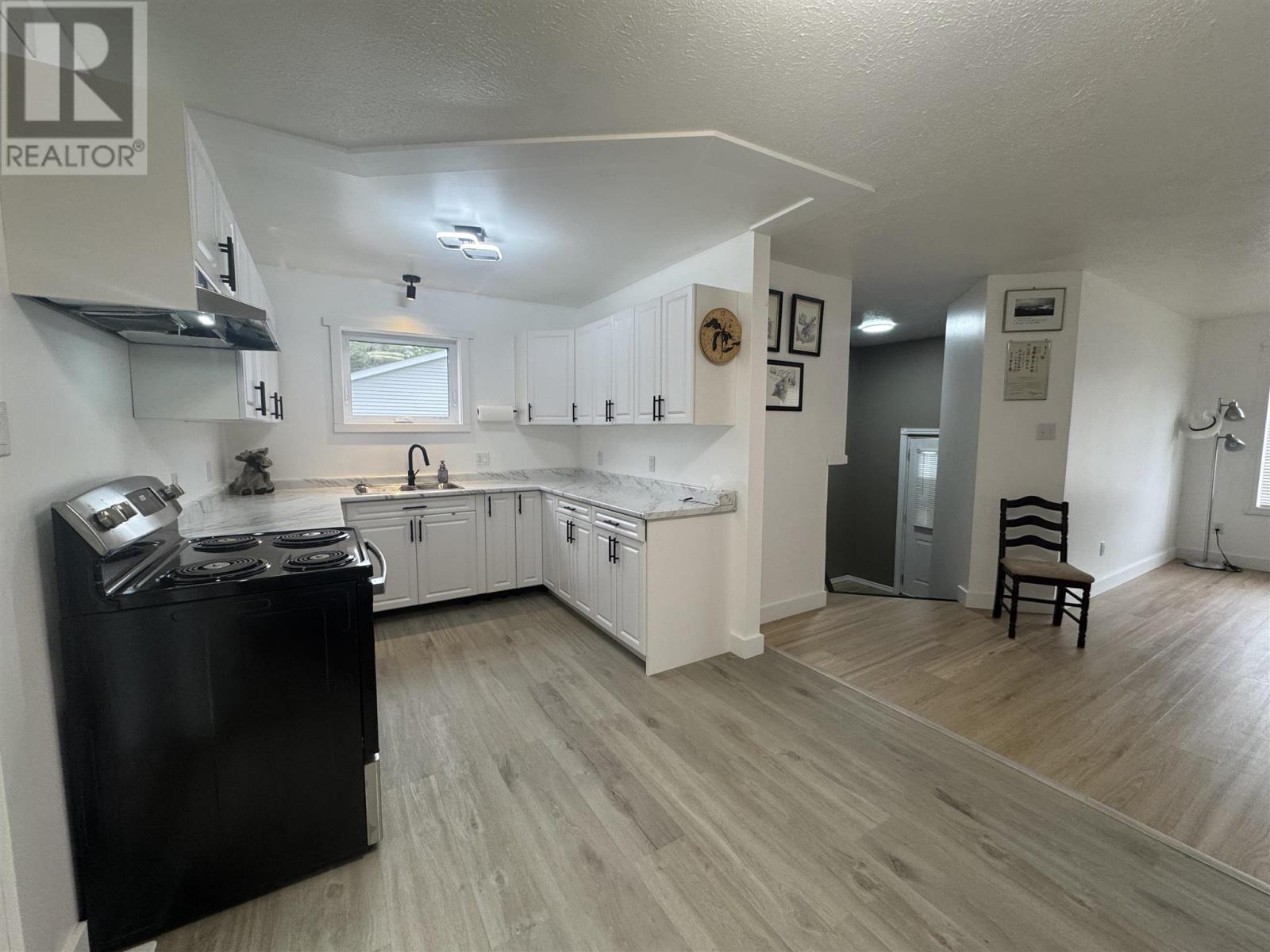 58 Hemlo Drive, Marathon, Ontario  P0T 2E0 - Photo 8 - TB251472