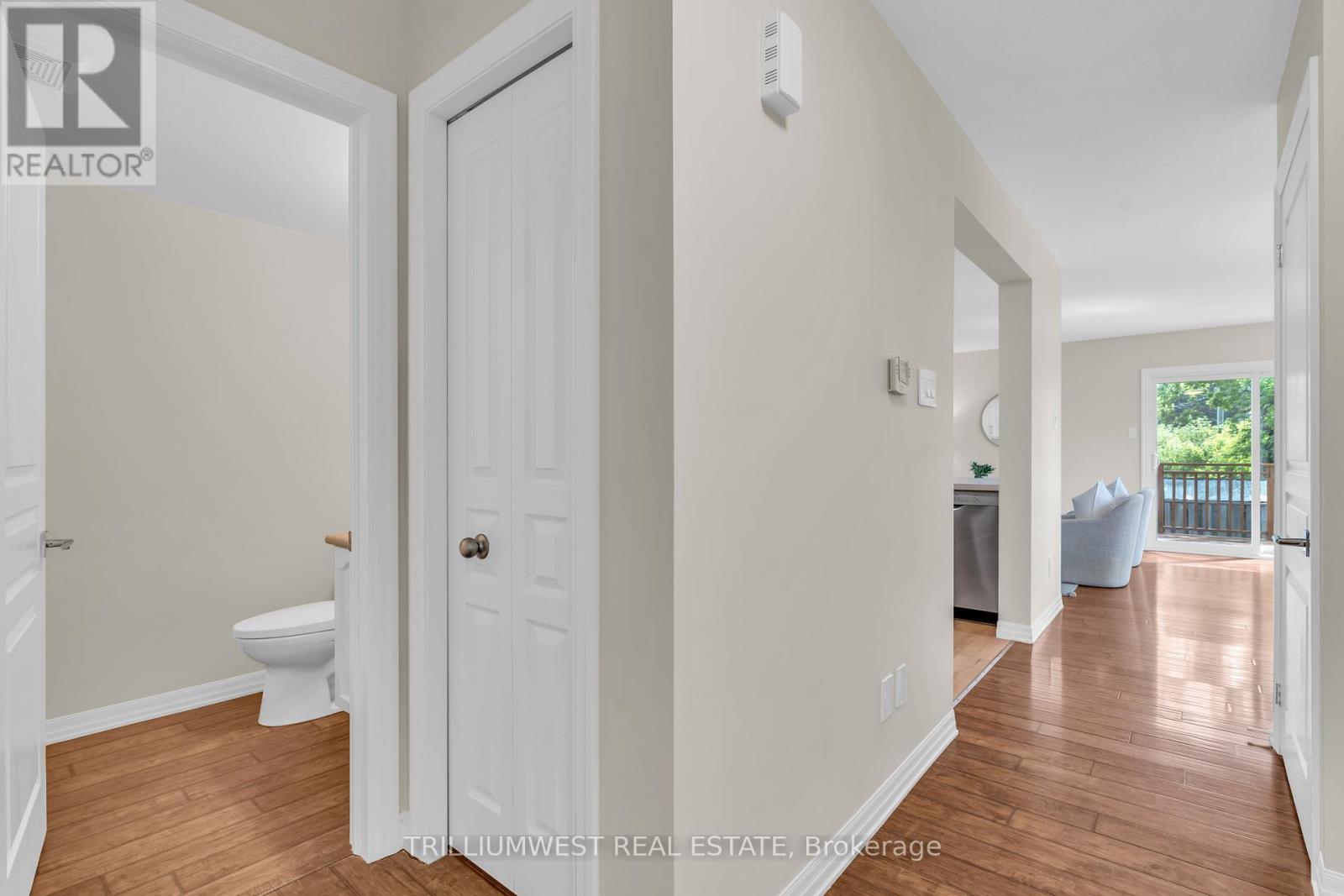 35 - 105 Pinnacle Drive, Kitchener, Ontario  N2P 1B8 - Photo 6 - X12166780