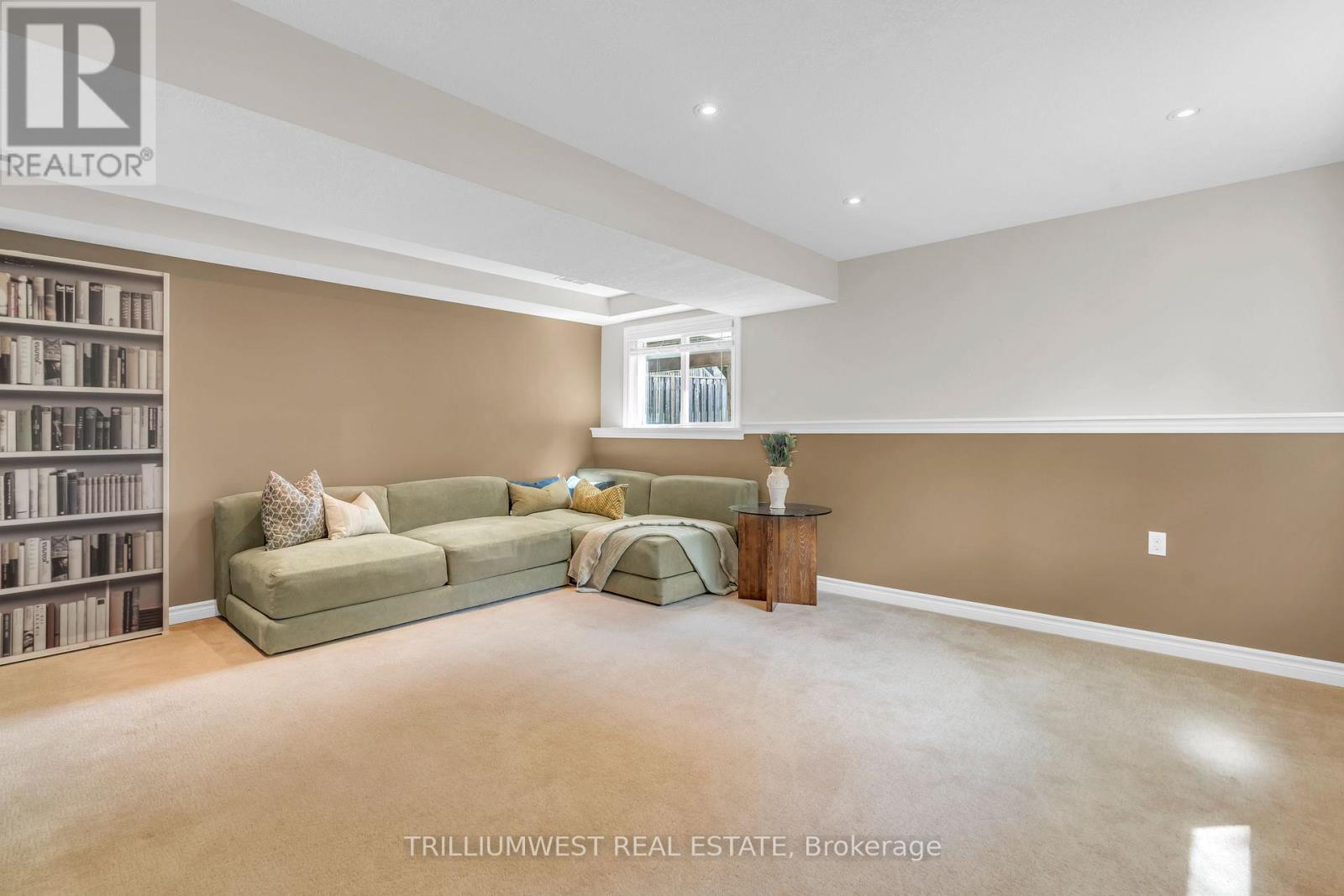 35 - 105 Pinnacle Drive, Kitchener, Ontario  N2P 1B8 - Photo 31 - X12166780