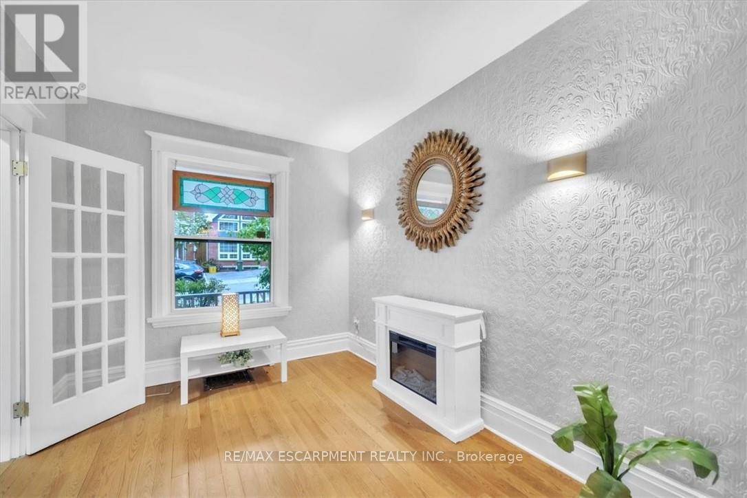 21 Sunset Avenue, Hamilton, Ontario  L8R 1V7 - Photo 8 - X11824071