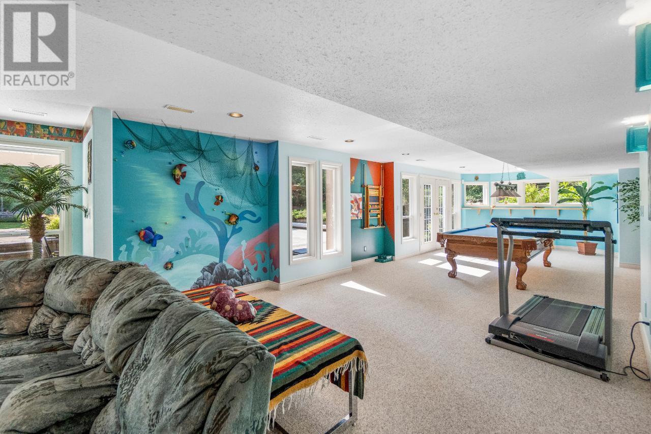 880 Waterloo Road, Castlegar, British Columbia  V1N 4K8 - Photo 62 - 10349457