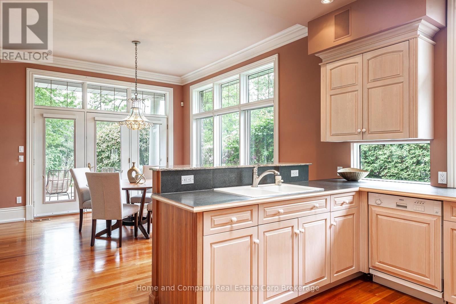400 William Street, Stratford, Ontario  N5A 4Y6 - Photo 19 - X12206725