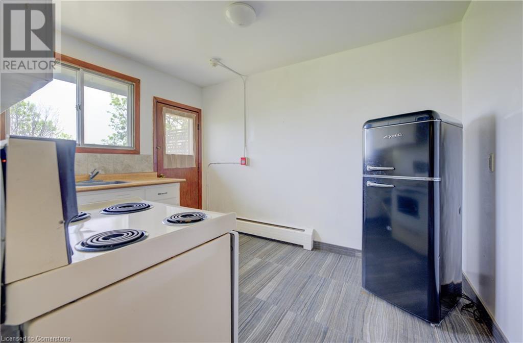 126 Clive Street Unit# 4, Kitchener, Ontario  N2H 3N6 - Photo 8 - 40739587