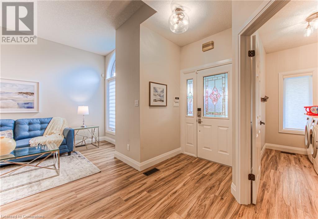 513 Rush Meadow Crescent, Kitchener, Ontario  N2R 1T2 - Photo 3 - 40739411