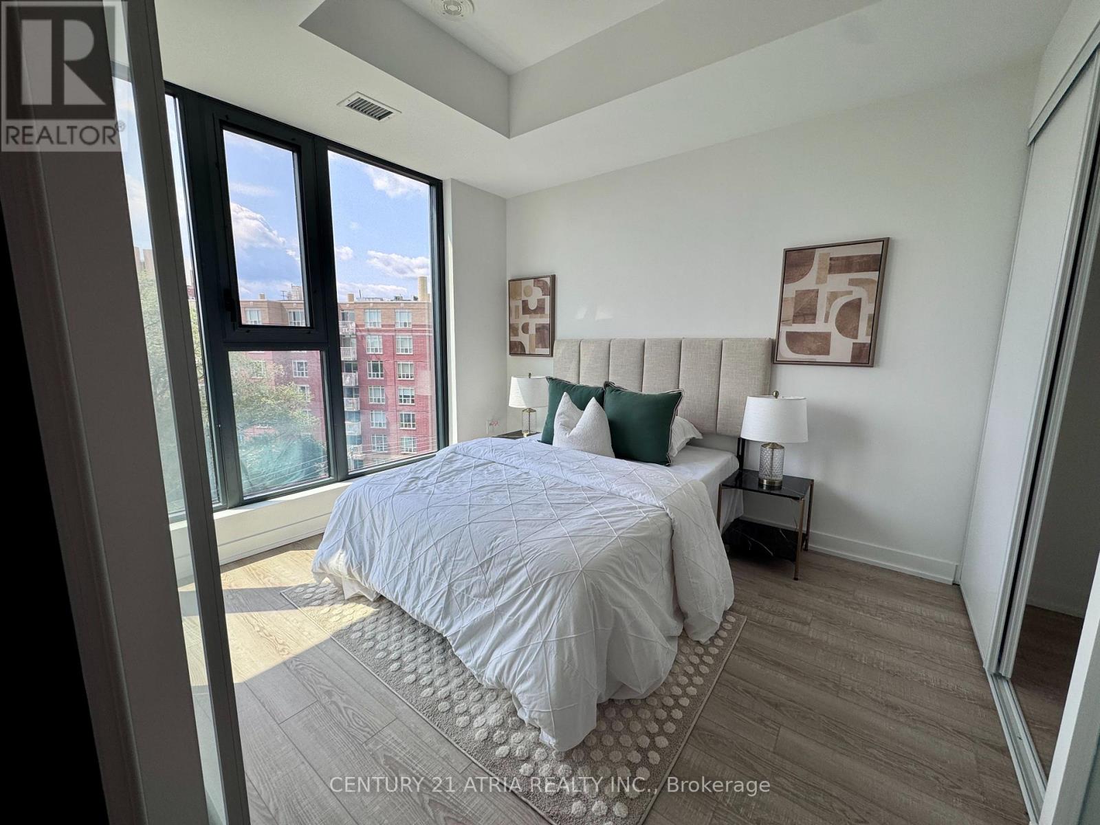612 - 250 Lawrence Avenue W, Toronto, Ontario  M5M 1B1 - Photo 5 - C12102103