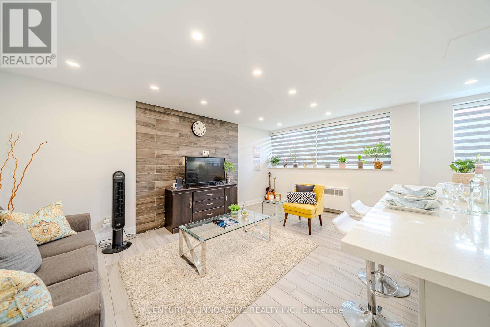 101 - 219 Wilson Avenue, Toronto, Ontario  M5M 3B2 - Photo 7 - C12125094