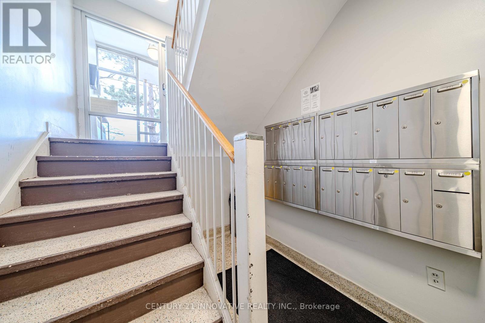101 - 219 Wilson Avenue, Toronto, Ontario  M5M 3B2 - Photo 39 - C12125094
