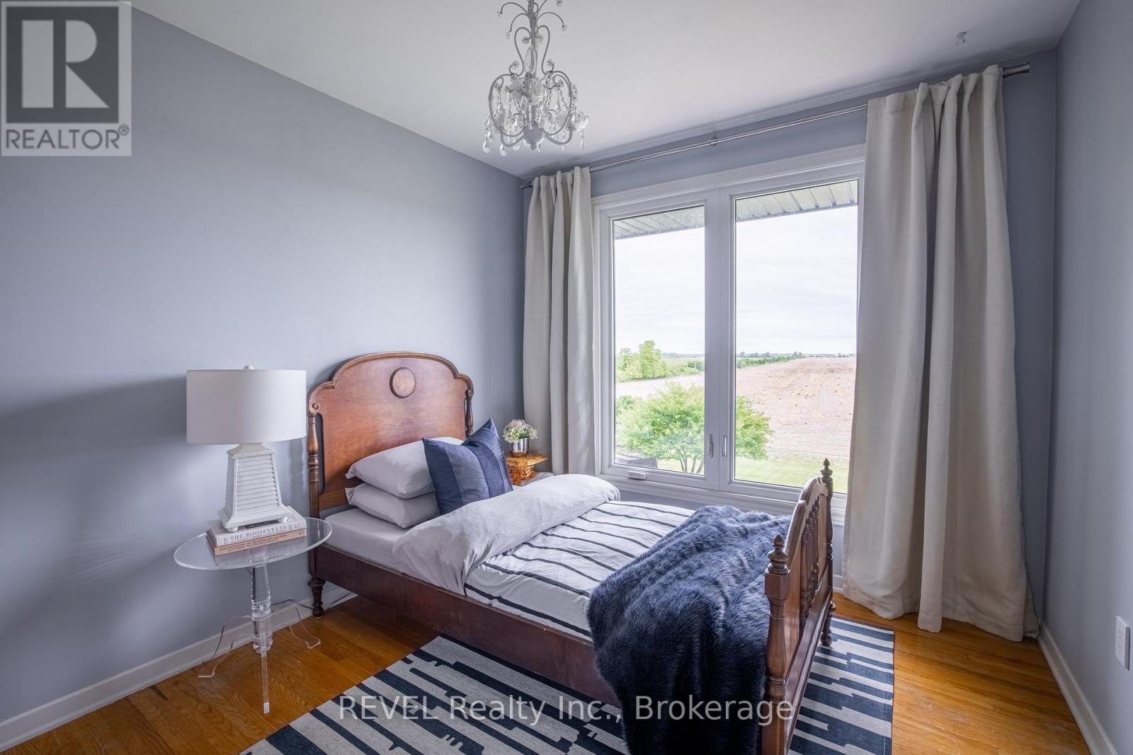 238 Queenston Road, Niagara-On-The-Lake, Ontario  L0S 1J0 - Photo 21 - X12209740