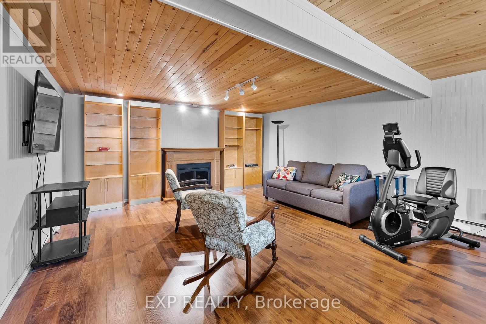 19 Oak Court, Welland (Prince Charles), Ontario  L3C 4V1 - Photo 27 - X12209800