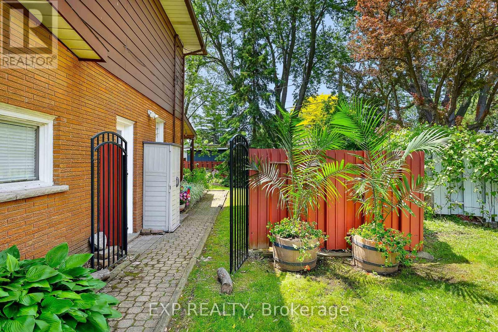 19 Oak Court, Welland (Prince Charles), Ontario  L3C 4V1 - Photo 34 - X12209800