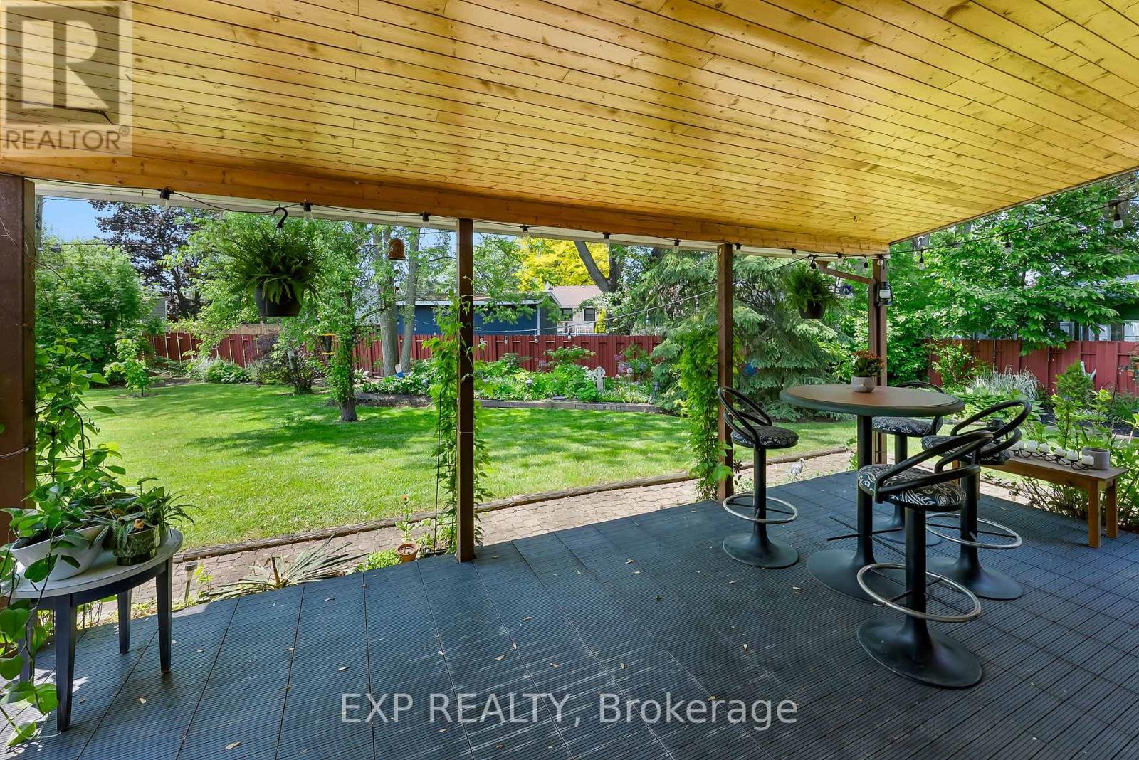 19 Oak Court, Welland (Prince Charles), Ontario  L3C 4V1 - Photo 37 - X12209800