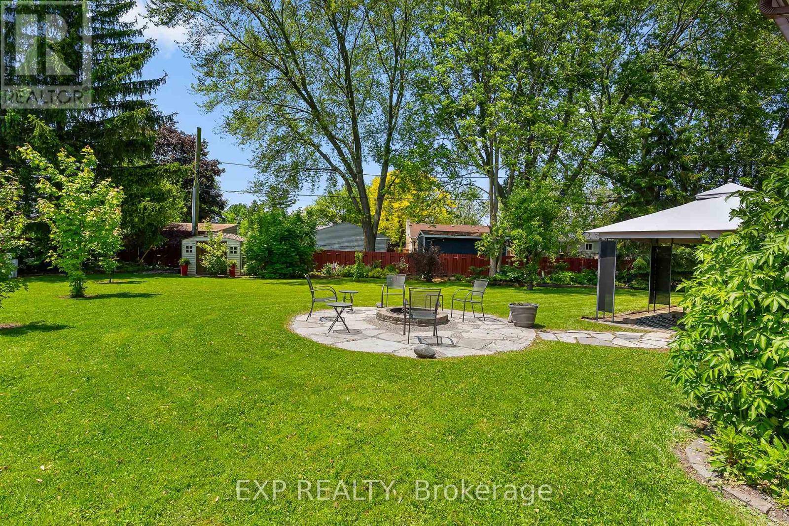 19 Oak Court, Welland (Prince Charles), Ontario  L3C 4V1 - Photo 41 - X12209800