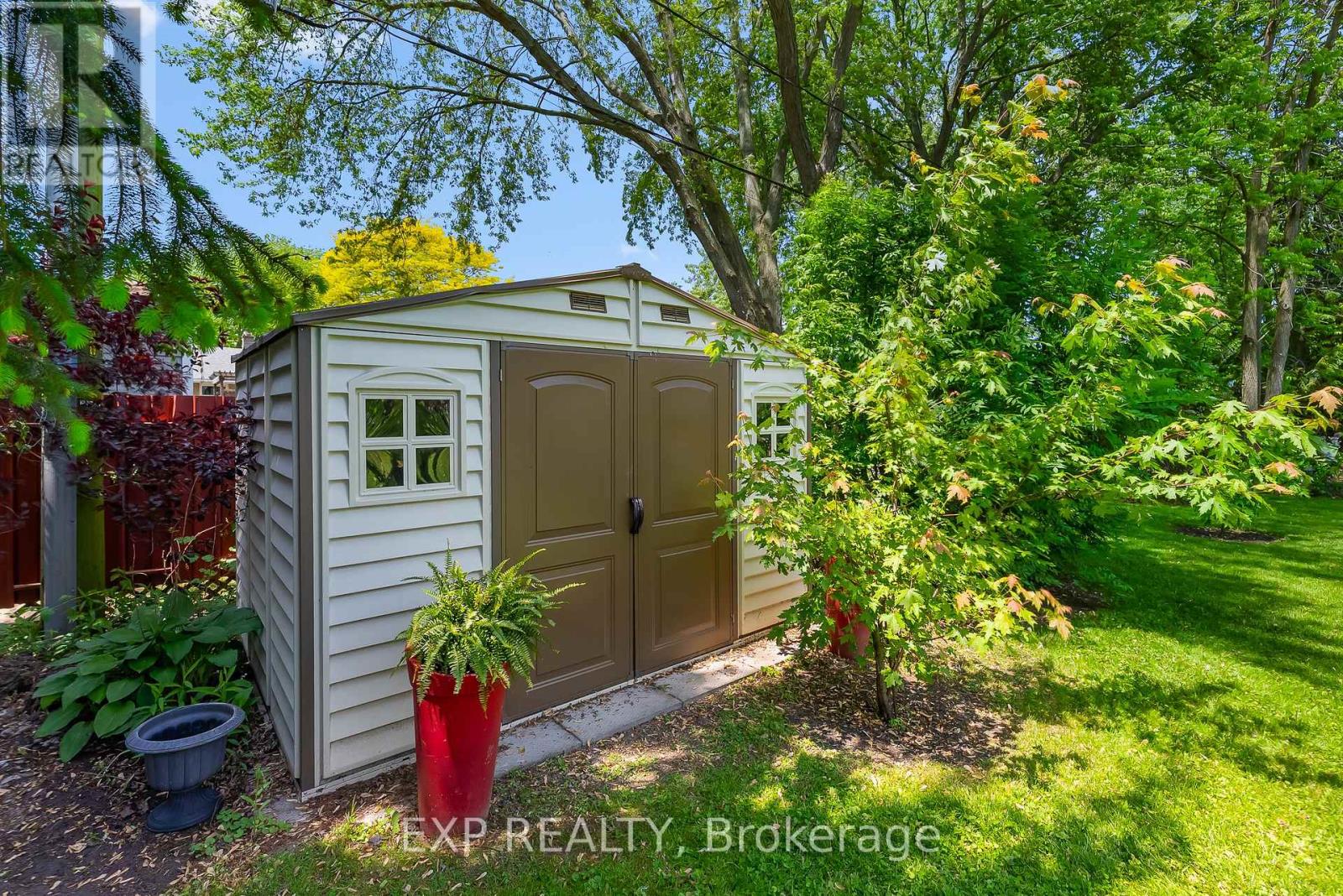 19 Oak Court, Welland (Prince Charles), Ontario  L3C 4V1 - Photo 43 - X12209800