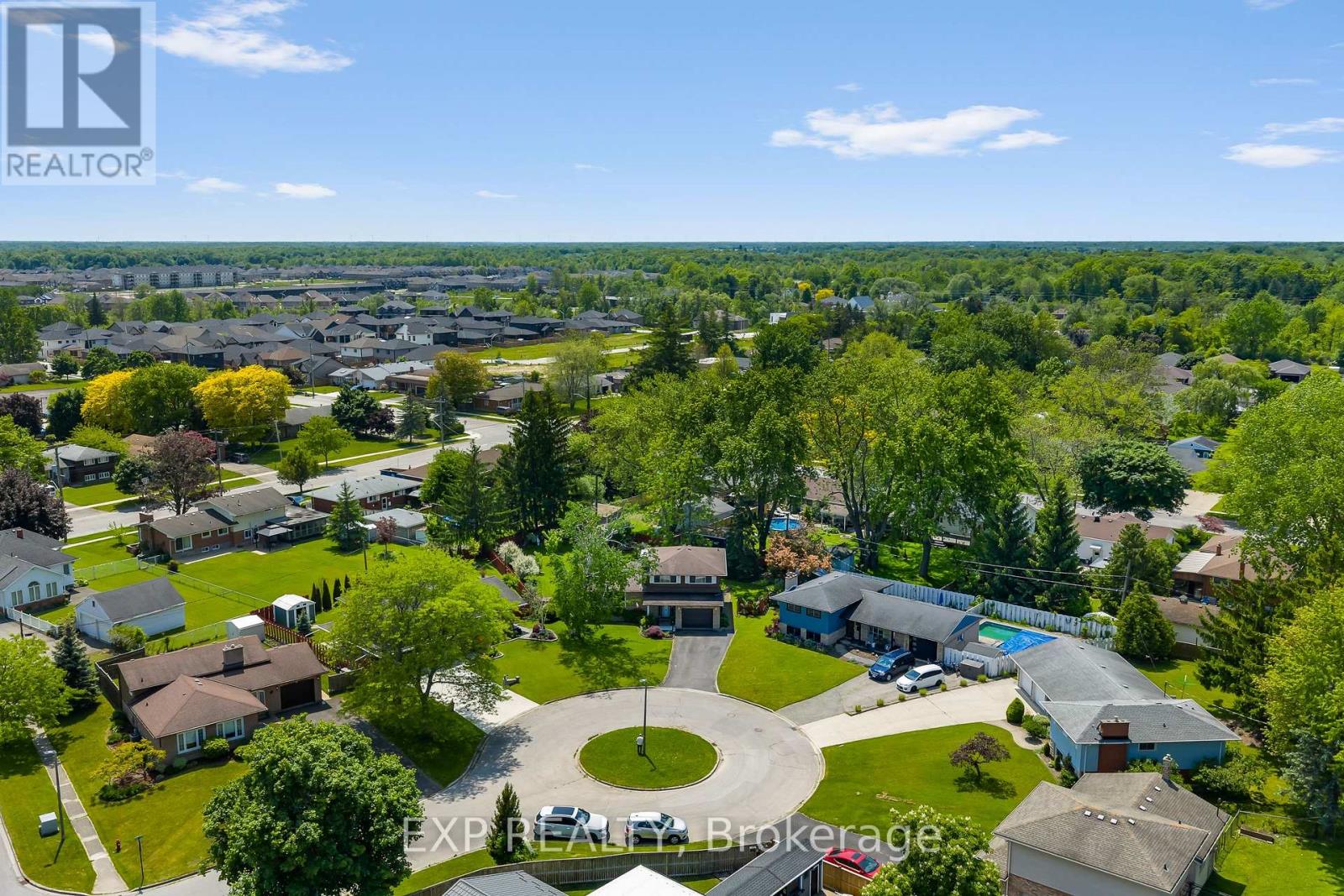 19 Oak Court, Welland (Prince Charles), Ontario  L3C 4V1 - Photo 5 - X12209800