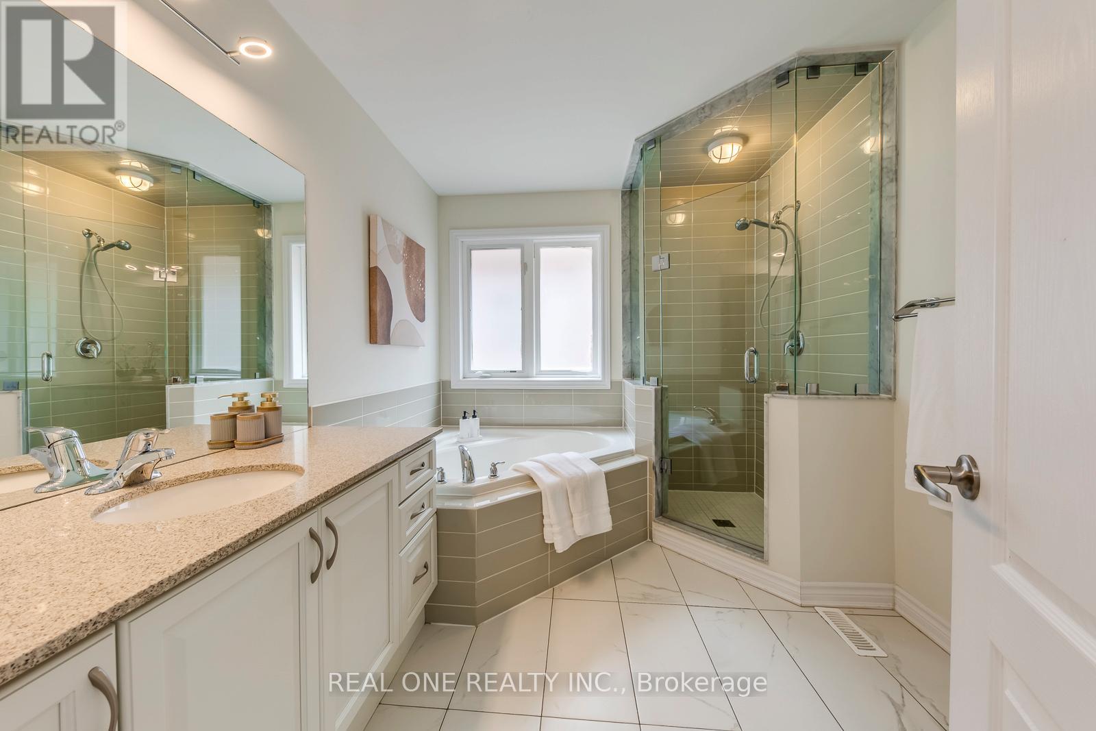 115 Preston Meadow Avenue, Mississauga, Ontario  L4Z 0C3 - Photo 34 - W12208865