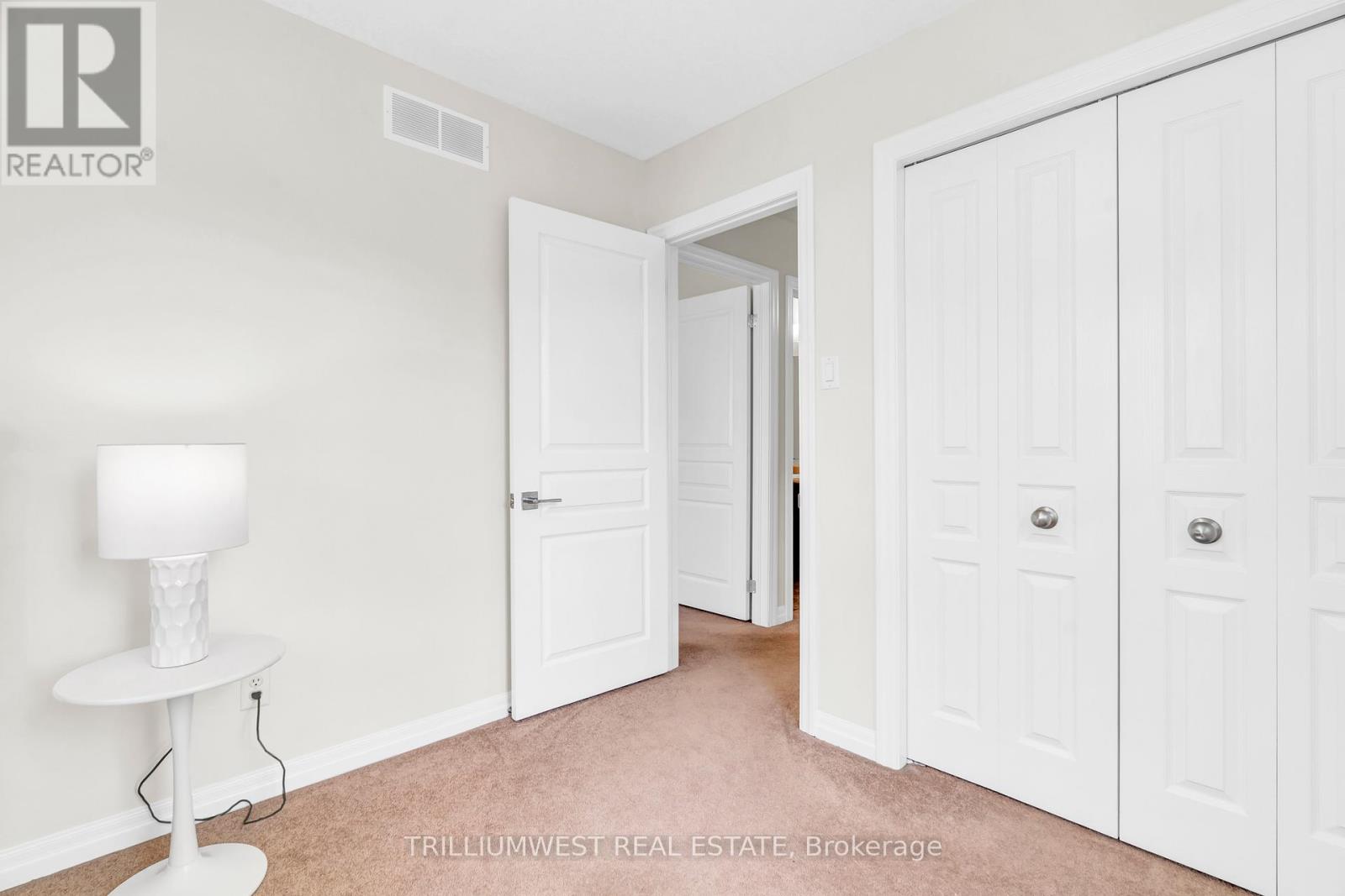 35 - 105 Pinnacle Drive, Kitchener, Ontario  N2P 1B8 - Photo 20 - X12166780