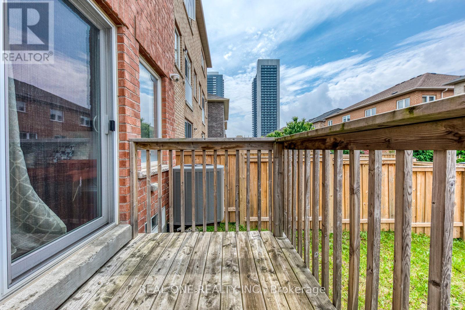 115 Preston Meadow Avenue, Mississauga, Ontario  L4Z 0C3 - Photo 46 - W12208865