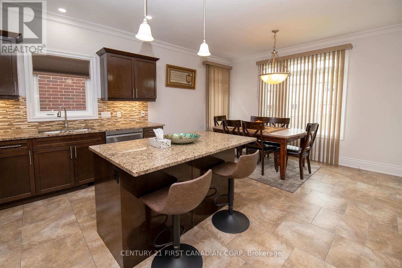 1728 Beaverbrook Avenue, London North, Ontario  N6H 0E4 - Photo 12 - X12208070